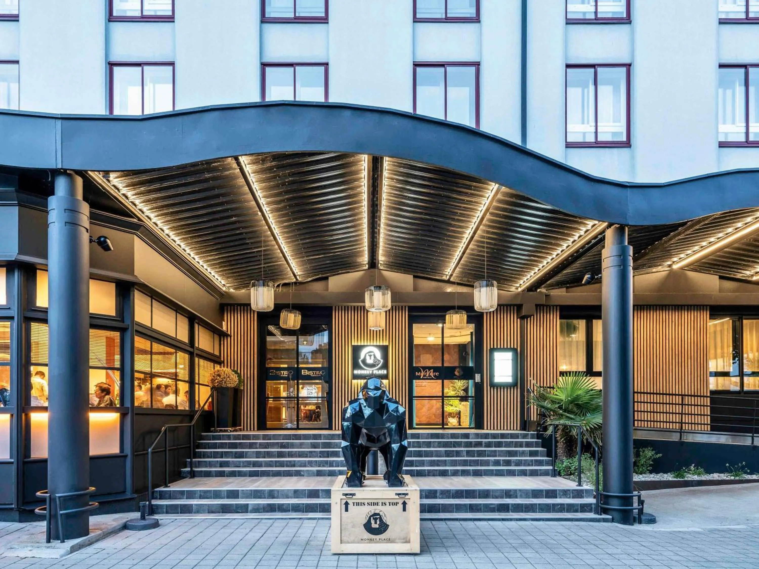 Property building in Mercure La Roche Sur Yon