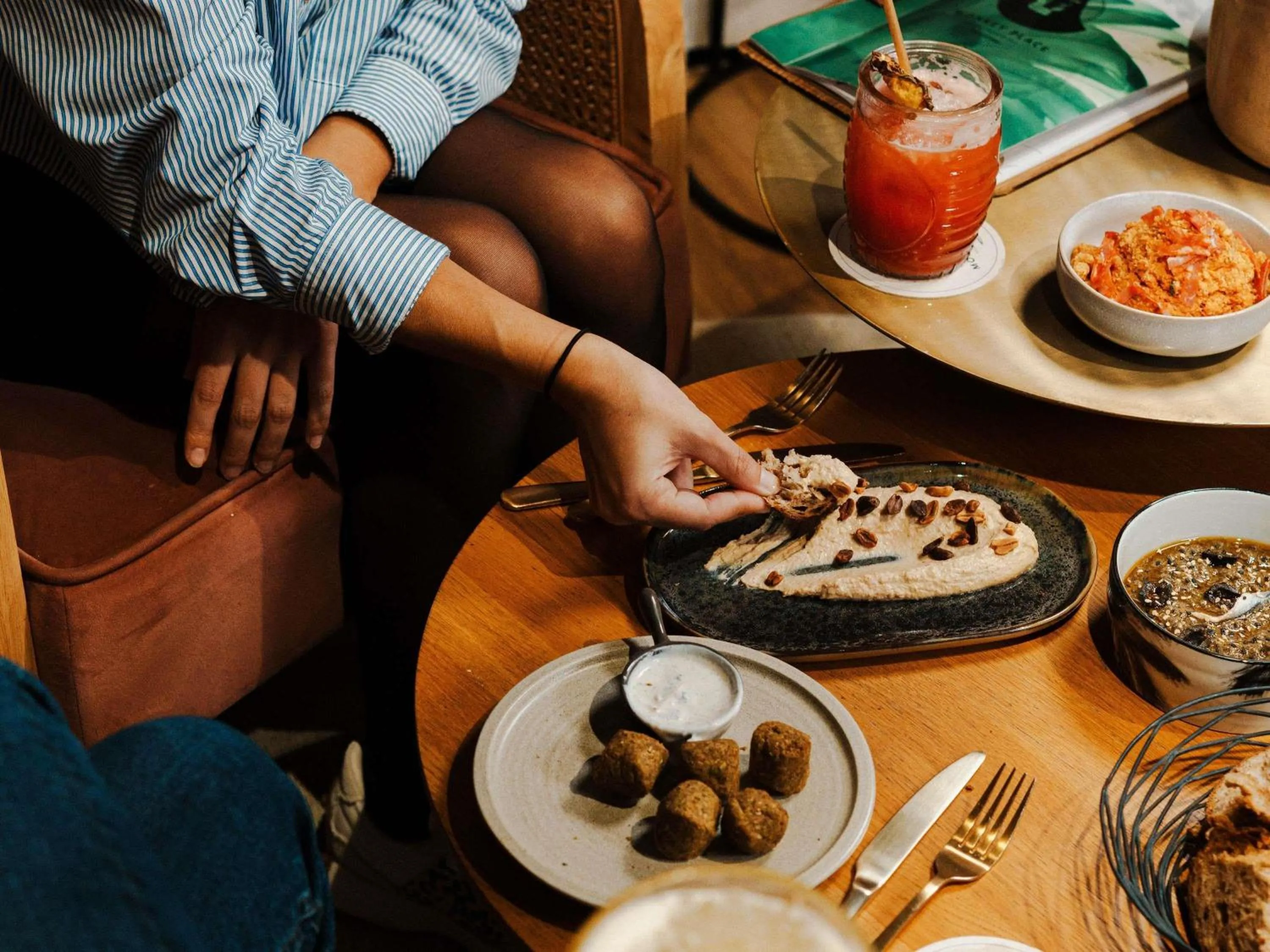 Restaurant/places to eat in Mercure La Roche Sur Yon