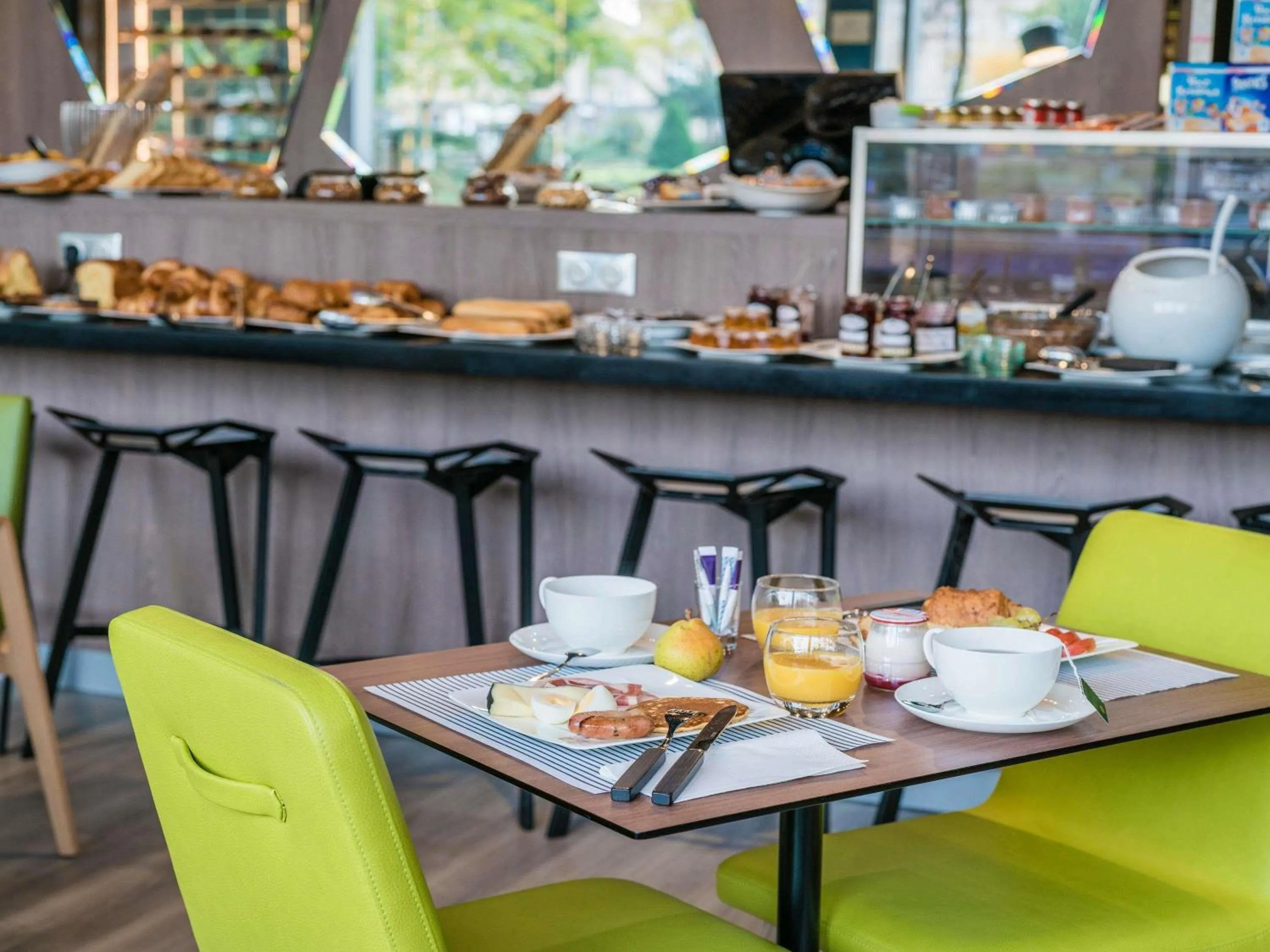 Restaurant/places to eat in Mercure Mulhouse Centre