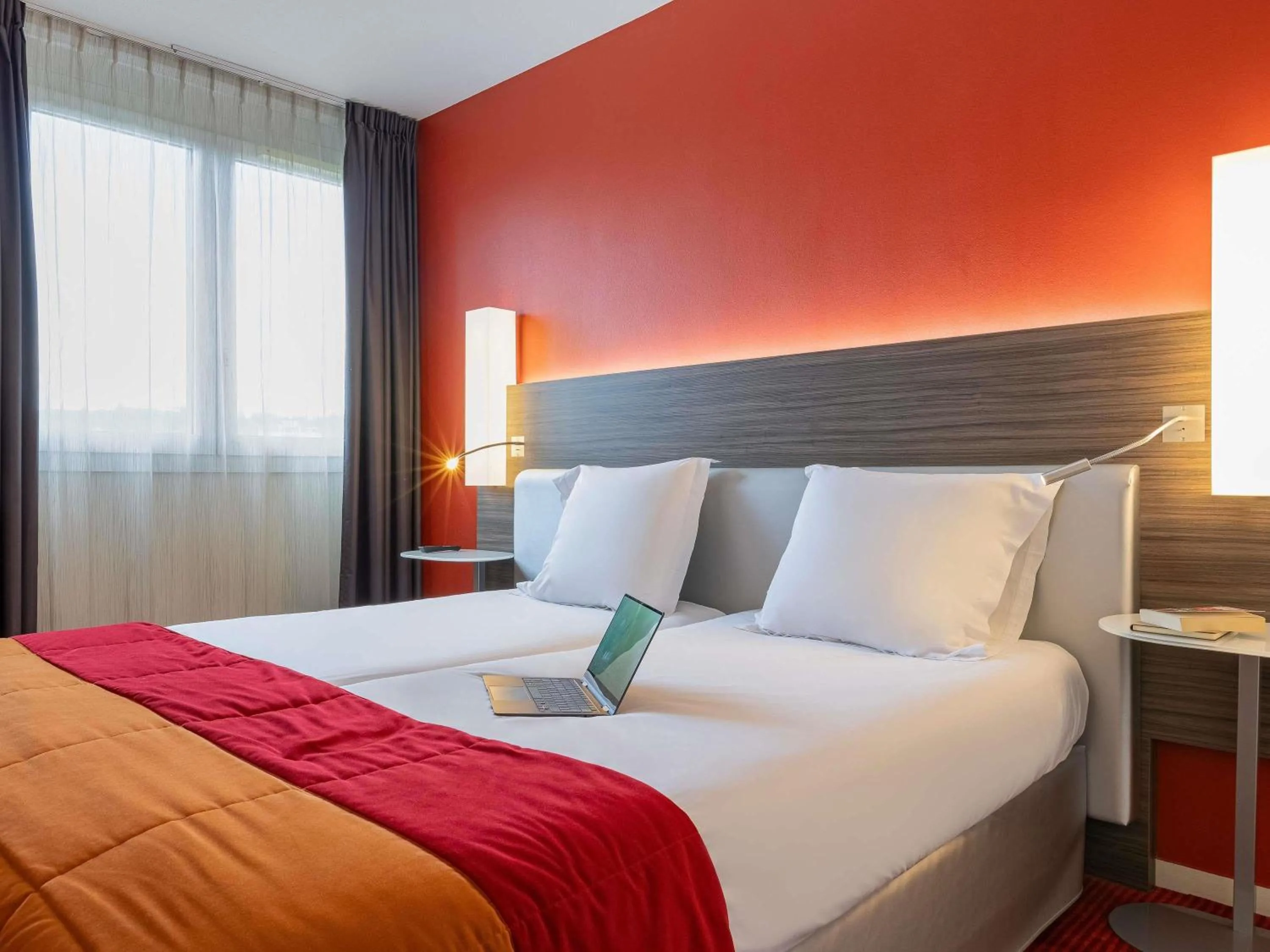 Bedroom, Bed in Mercure Mulhouse Centre
