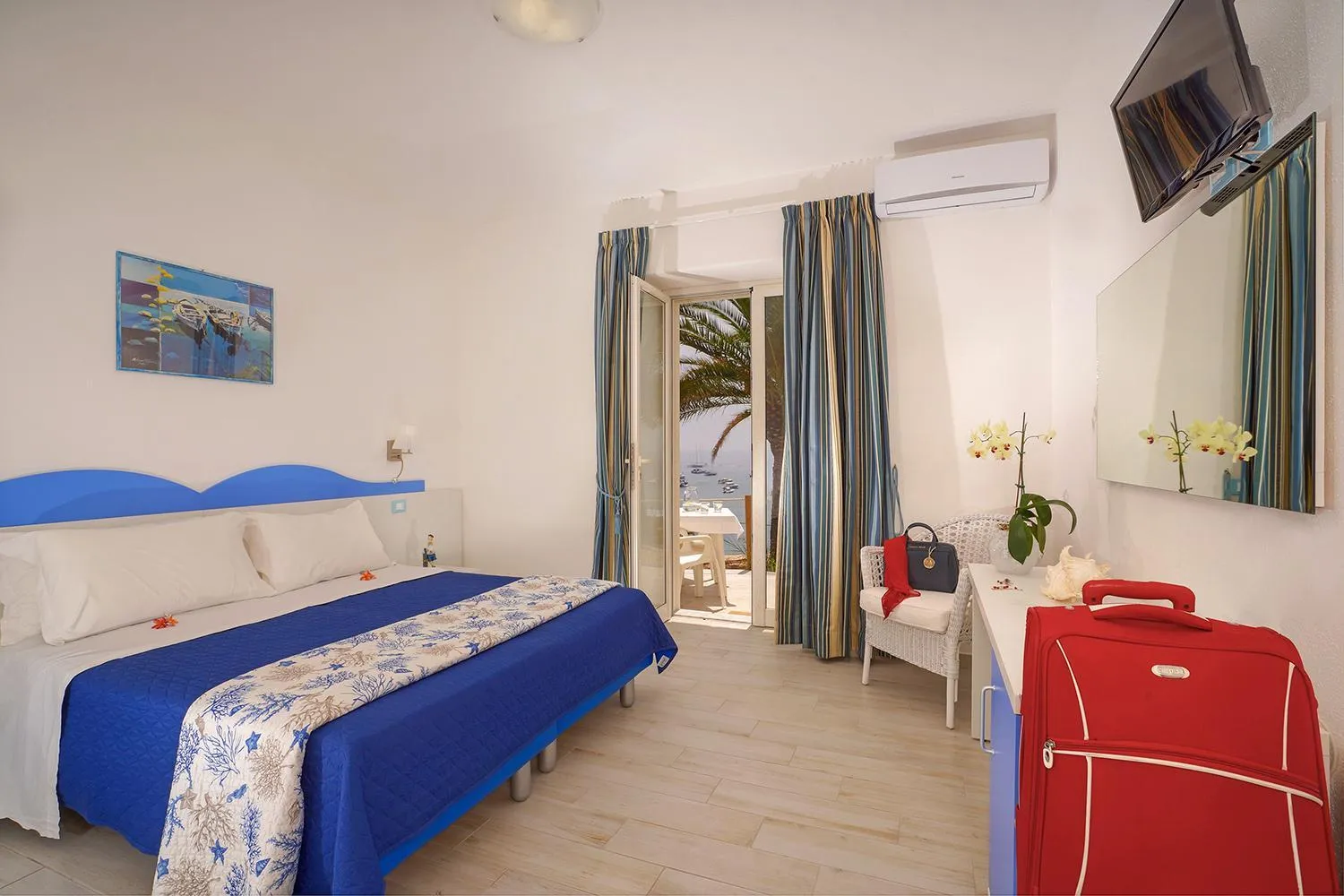 Bedroom, Bed in Hotel Ferdinando Beach & Thermal Spa