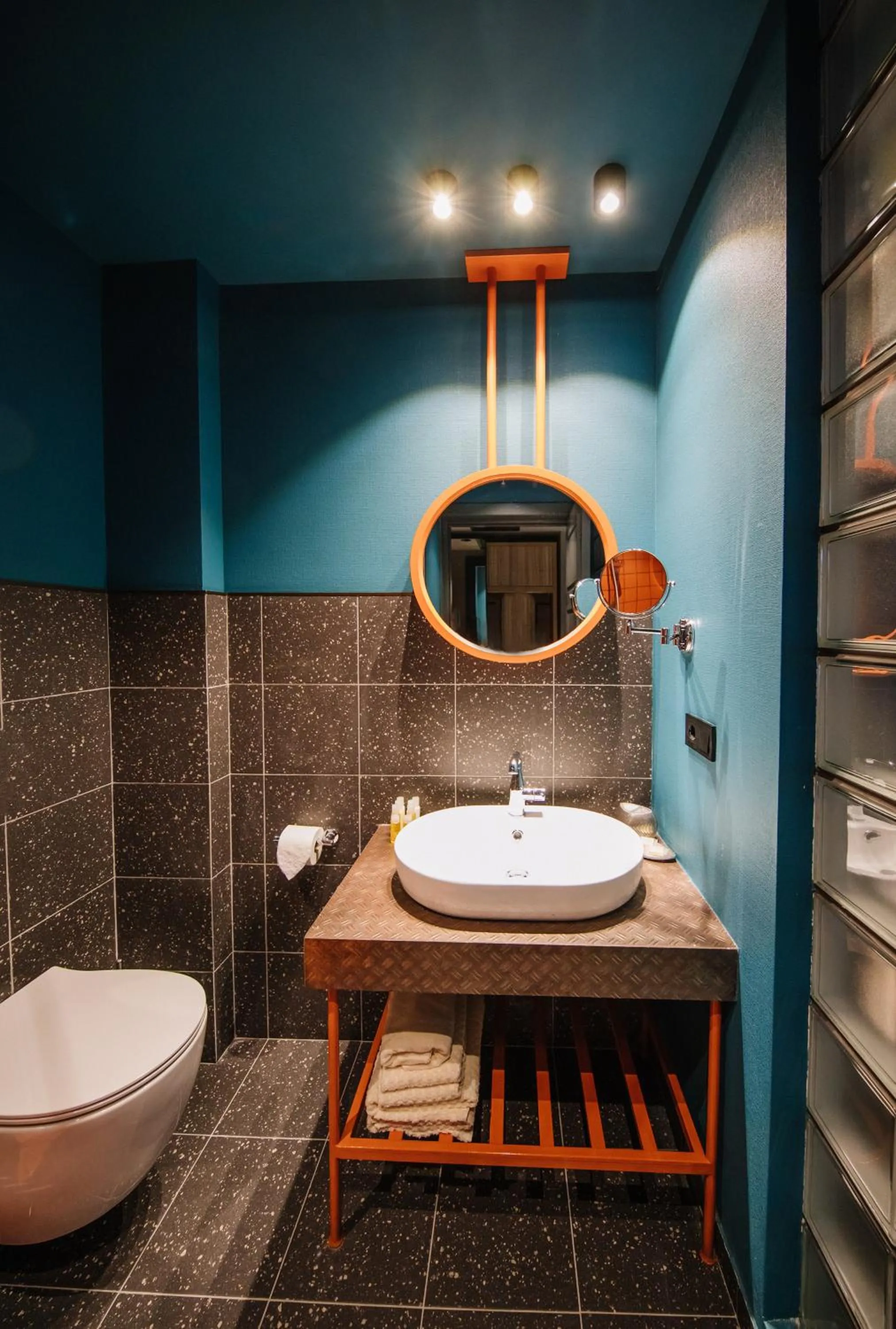 Toilet in Sandali Metekhi Boutique Hotel