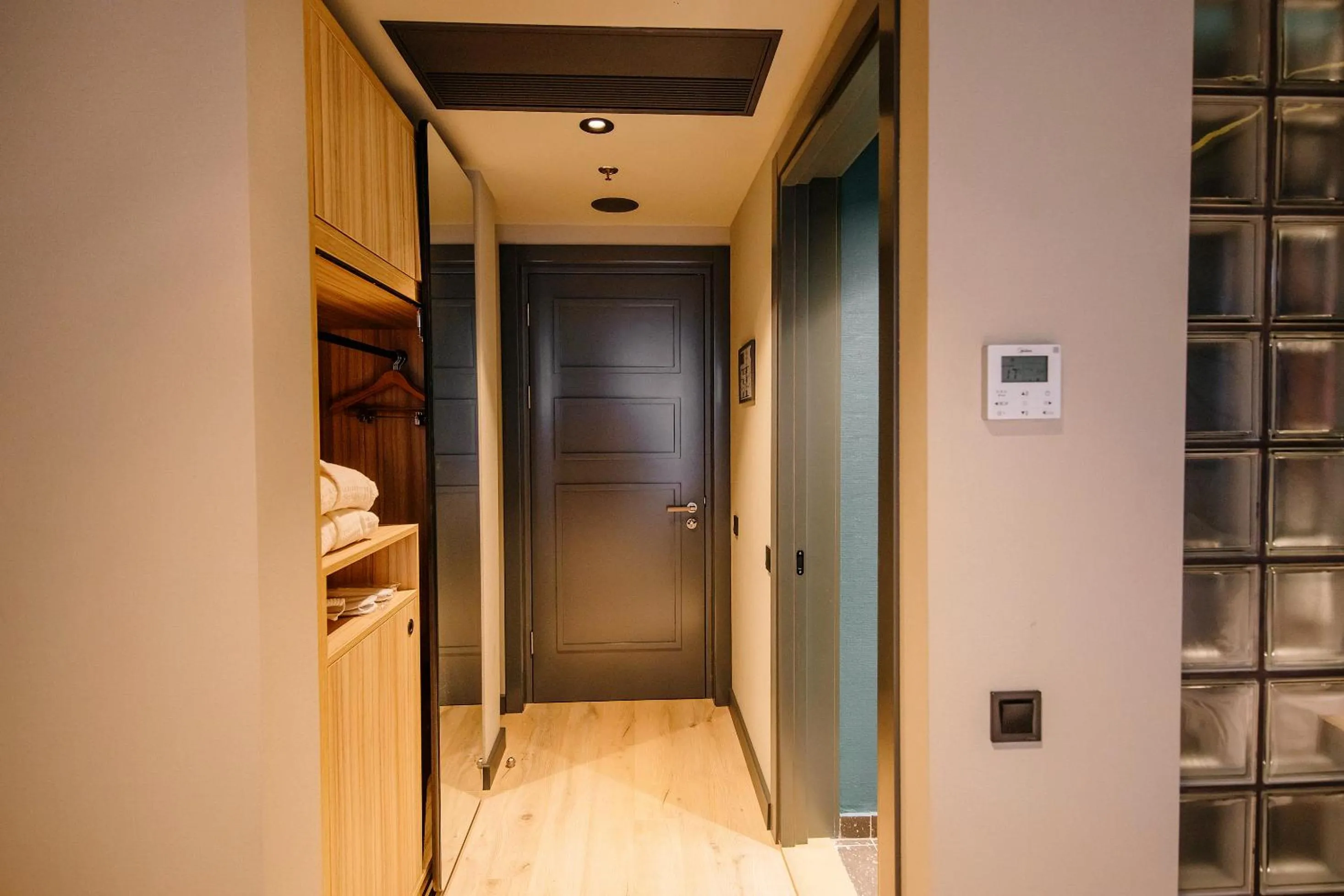 wardrobe in Sandali Metekhi Boutique Hotel