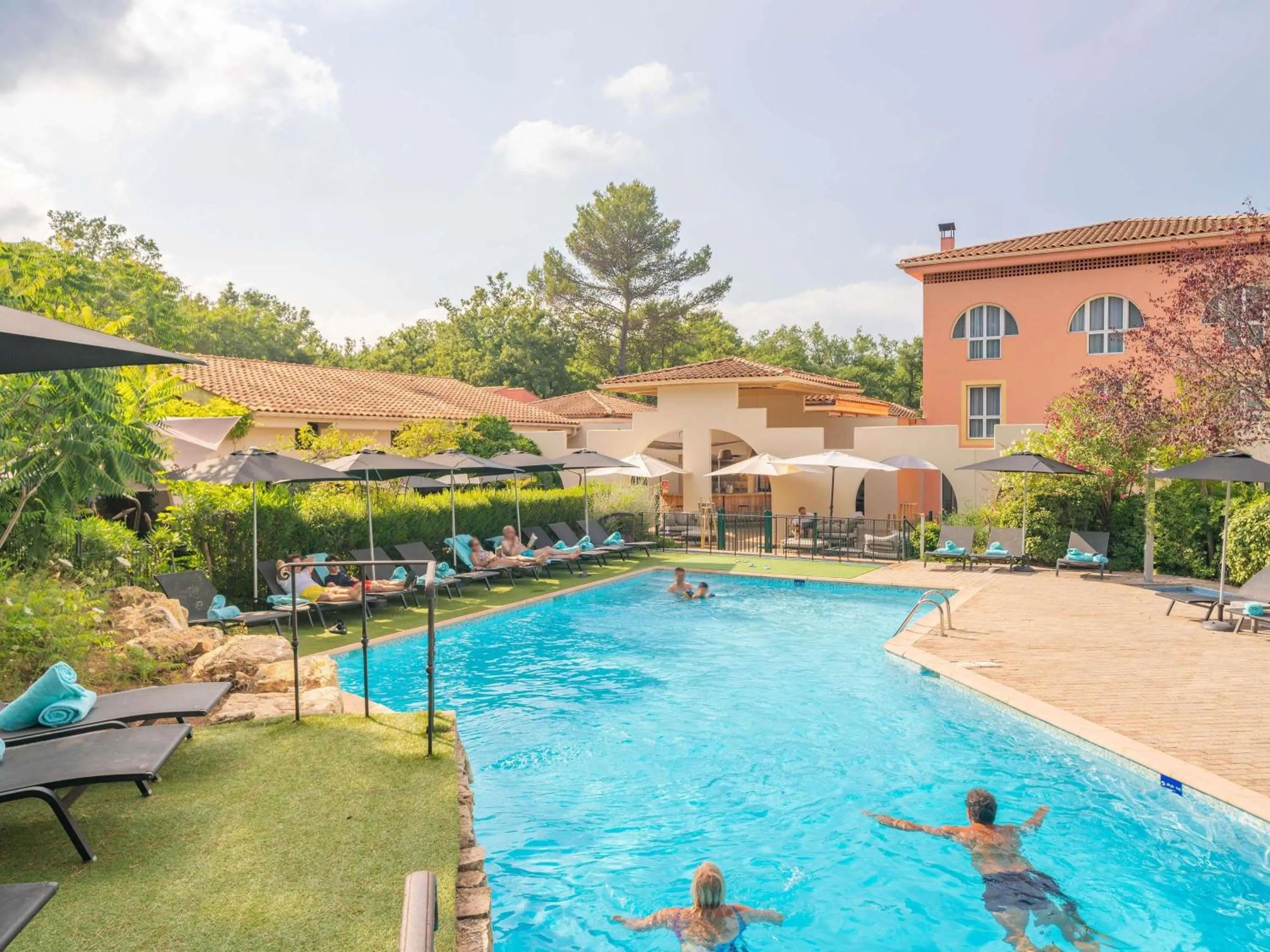 Property building in Mercure Antibes Sophia Antipolis