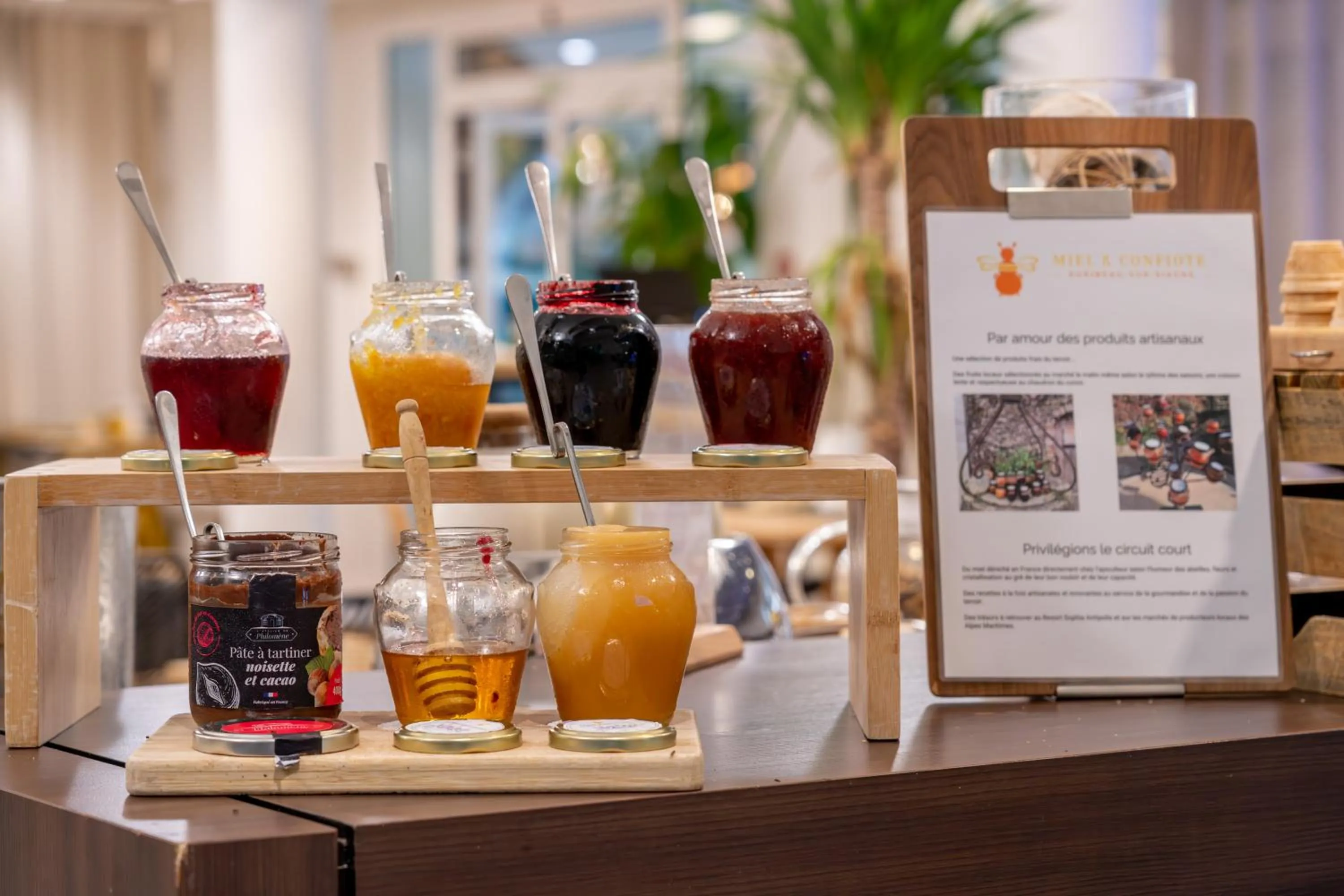 Breakfast in Mercure Antibes Sophia Antipolis