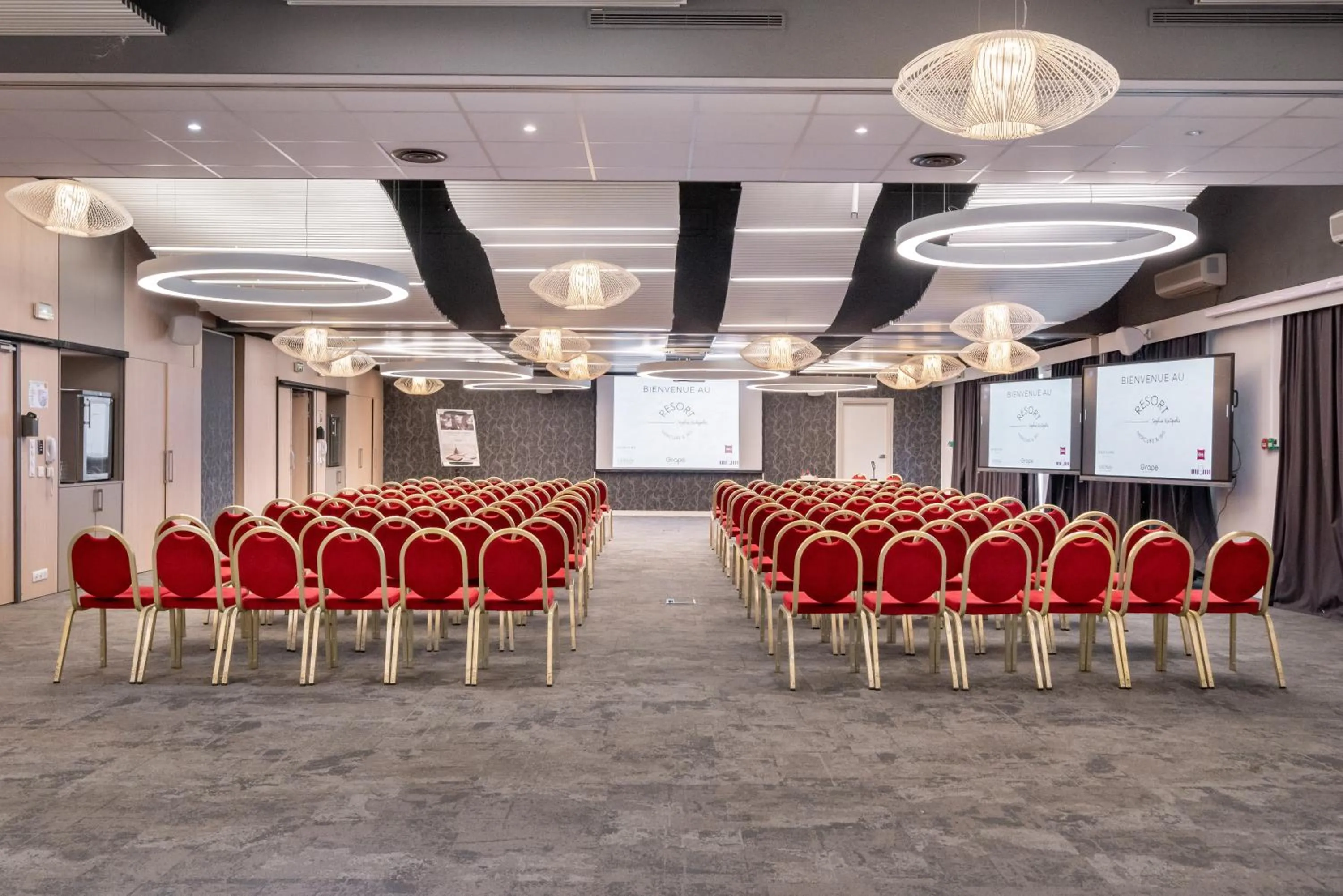 Meeting/conference room in Mercure Antibes Sophia Antipolis
