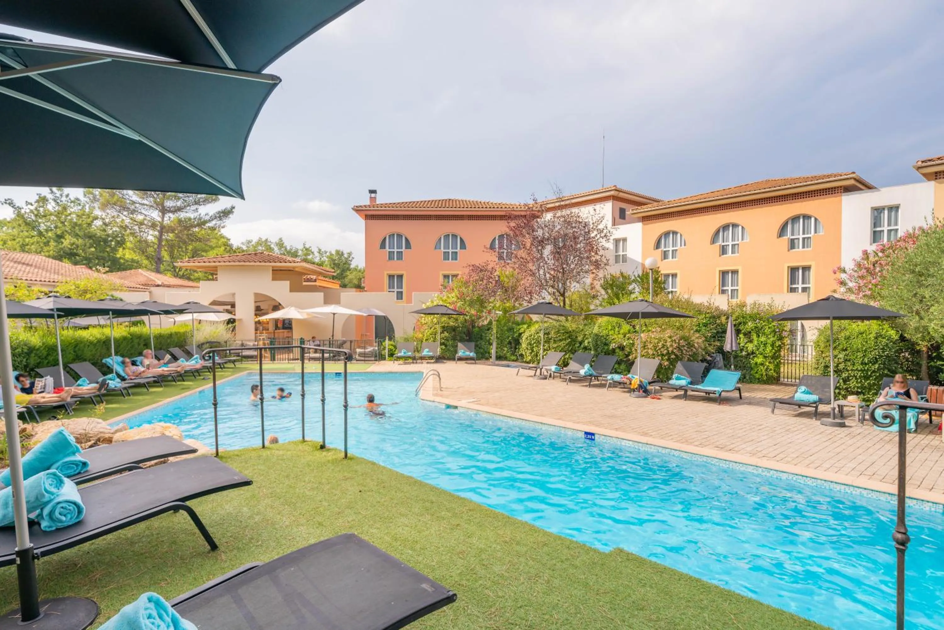 Swimming pool in Mercure Antibes Sophia Antipolis