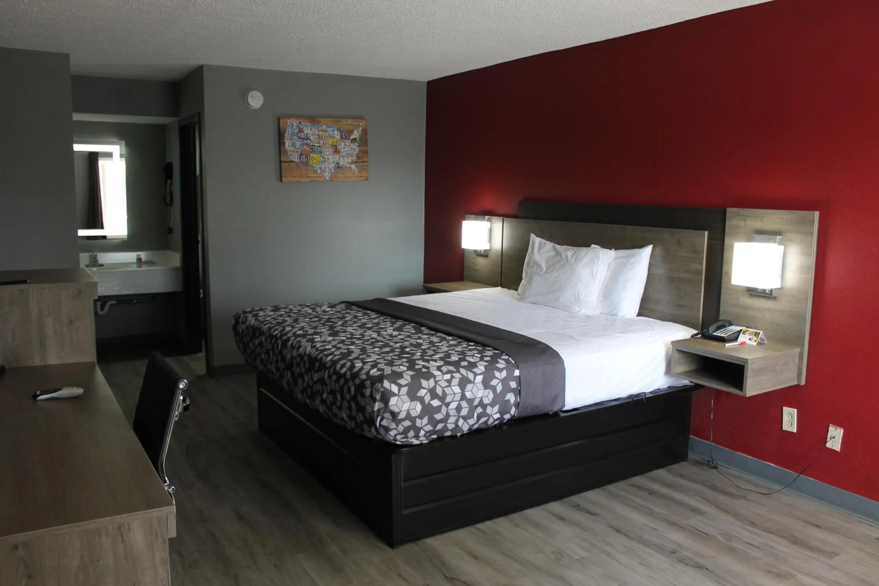 Bed in Americas Best Value Inn Kennett