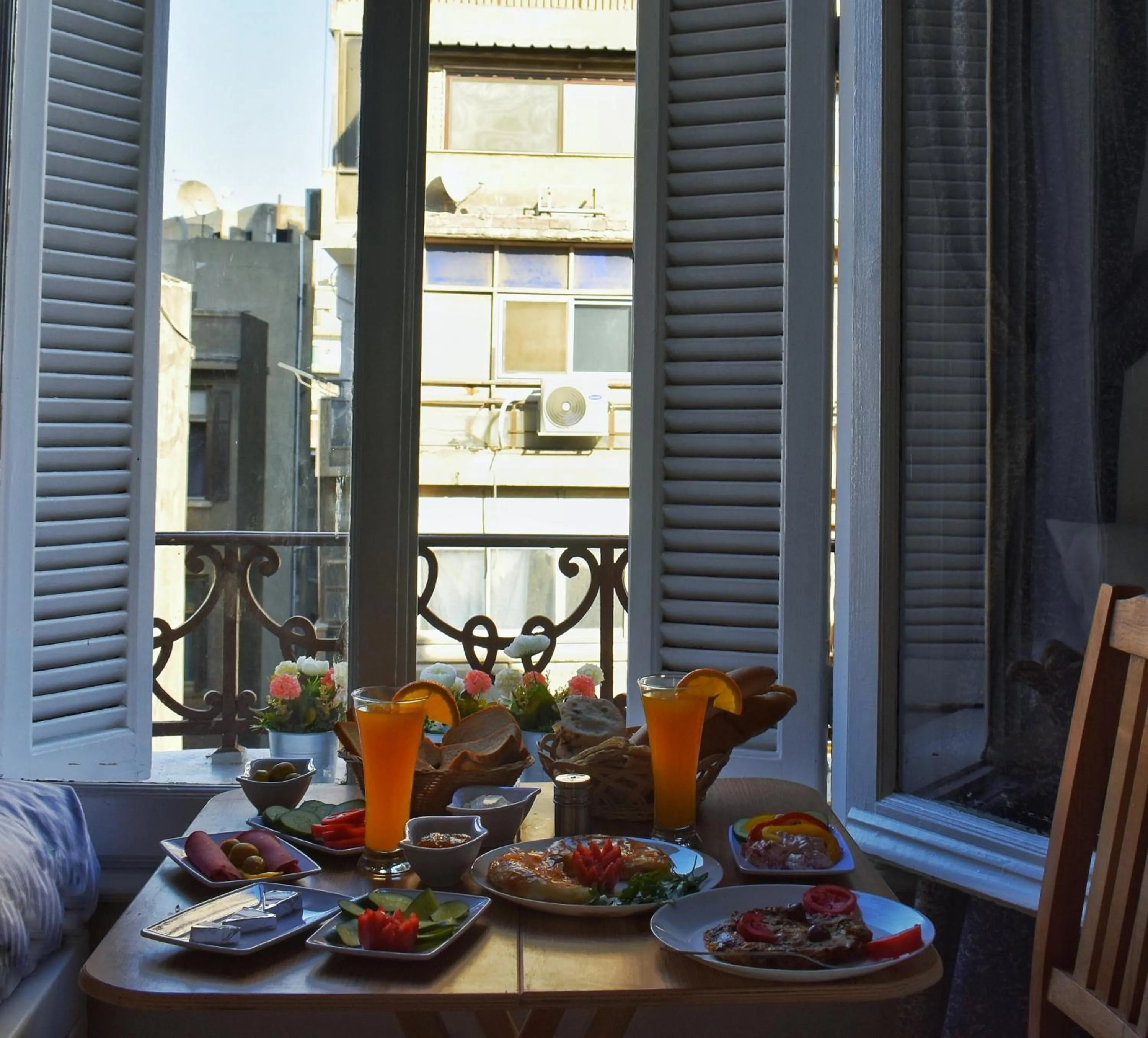 columbia downtown cairo