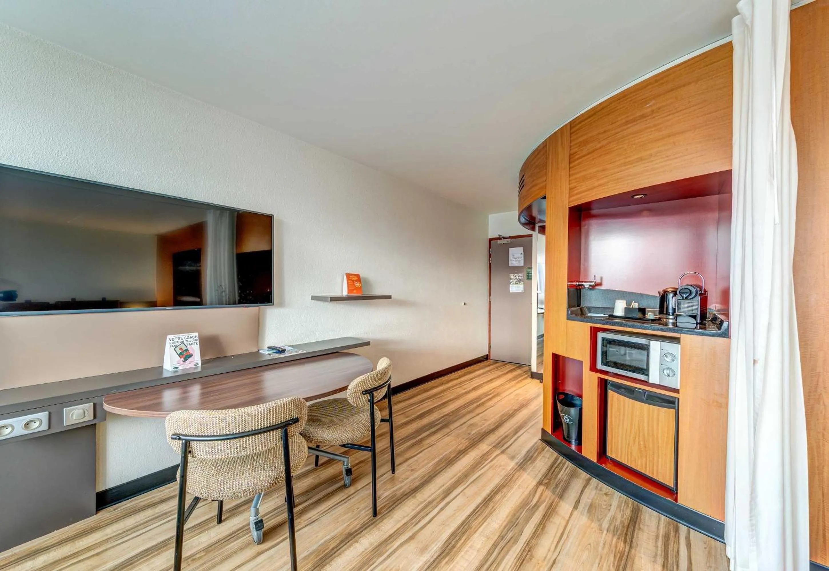 B&B HOME Paris Nord 18ème