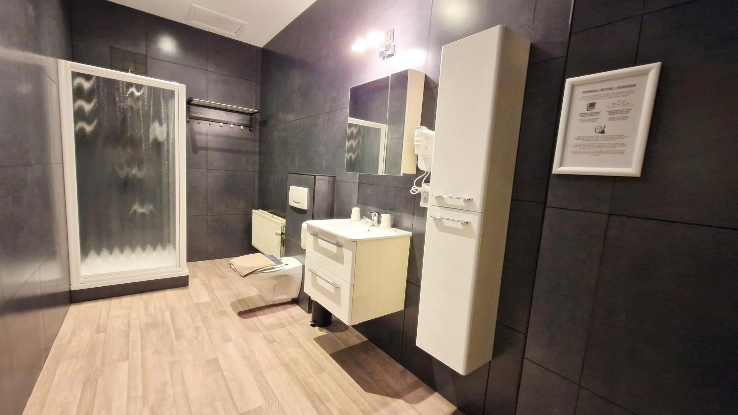 Bathroom in Hotel Tropicana