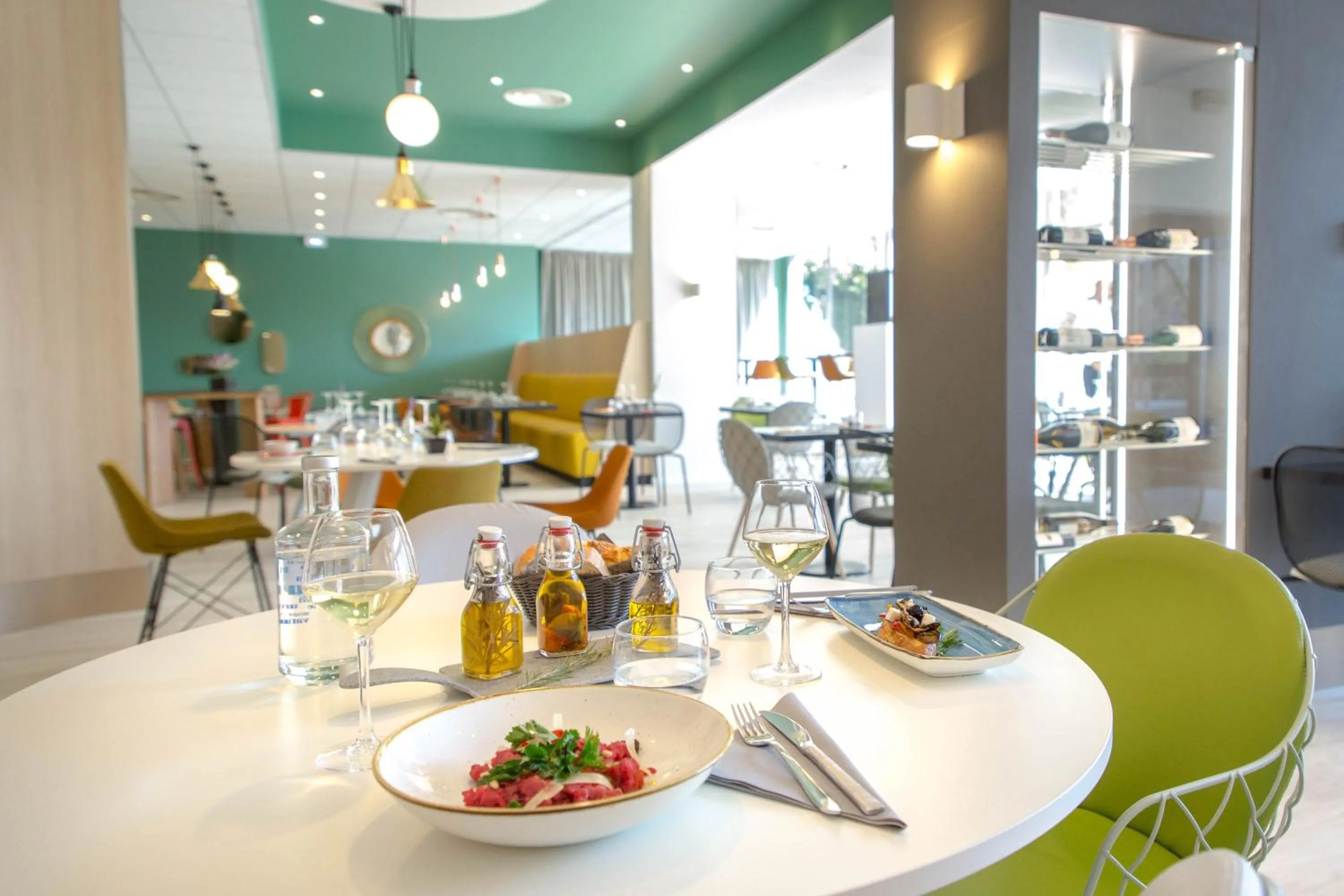 Restaurant/places to eat in Mercure Cavaillon