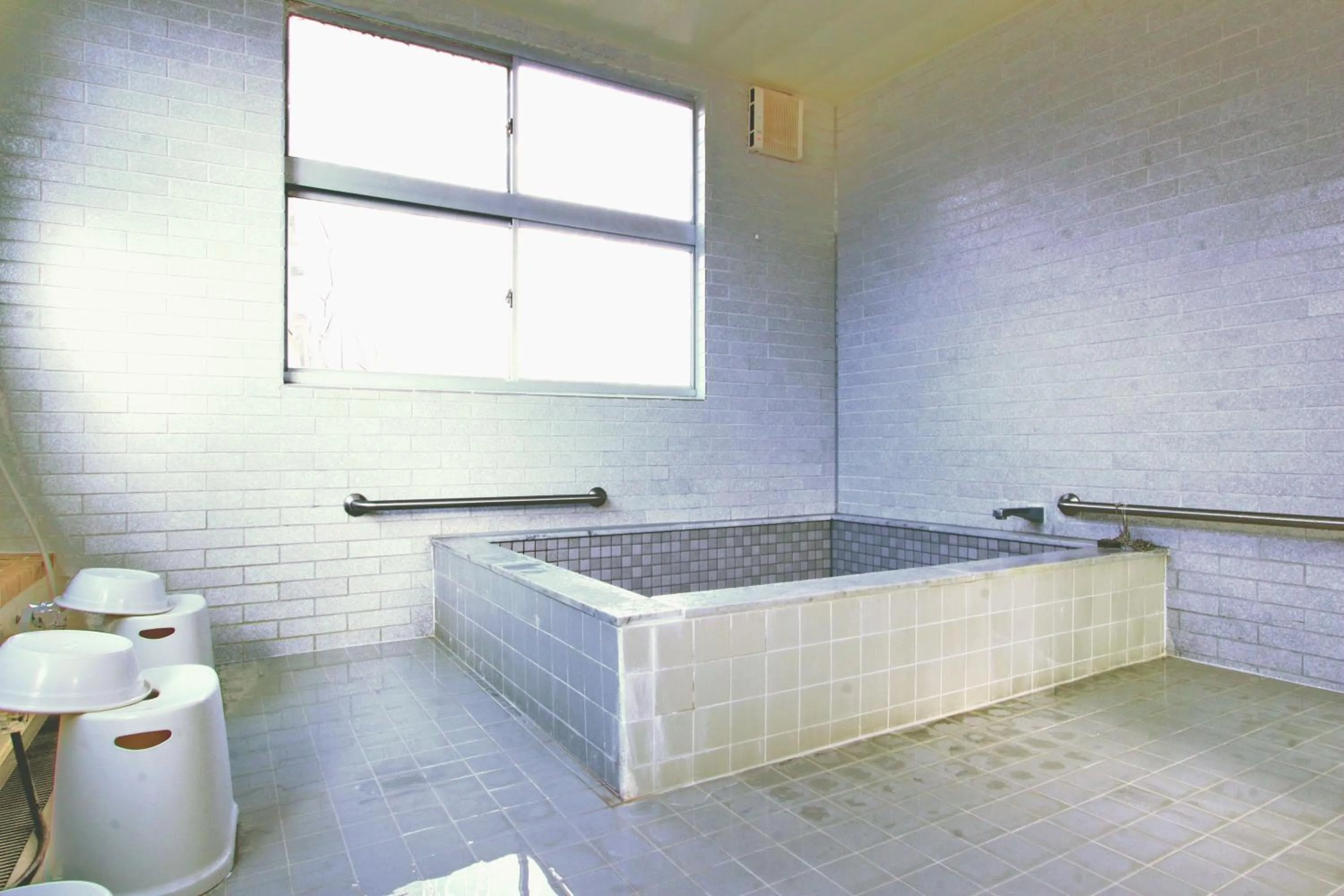 Public Bath in Hanamizuki