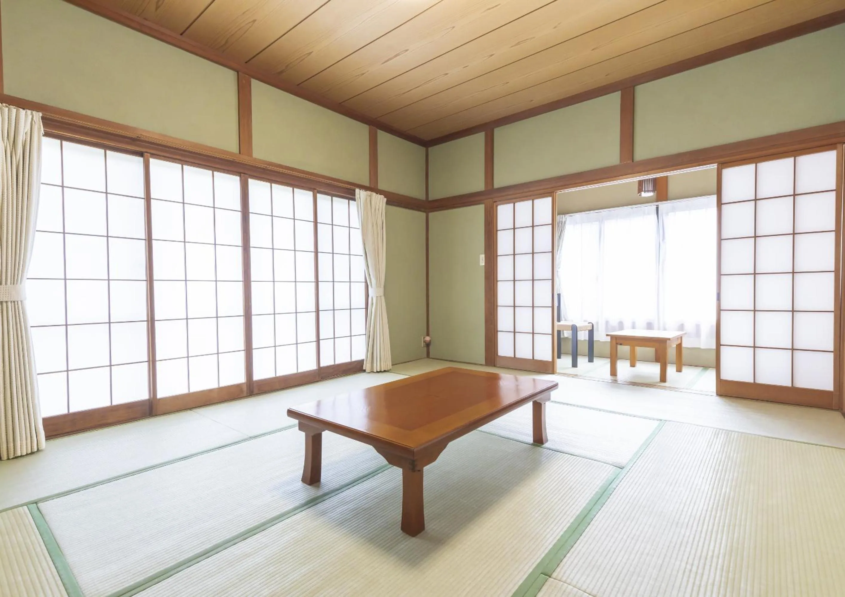 Photo of the whole room in Hanamizuki