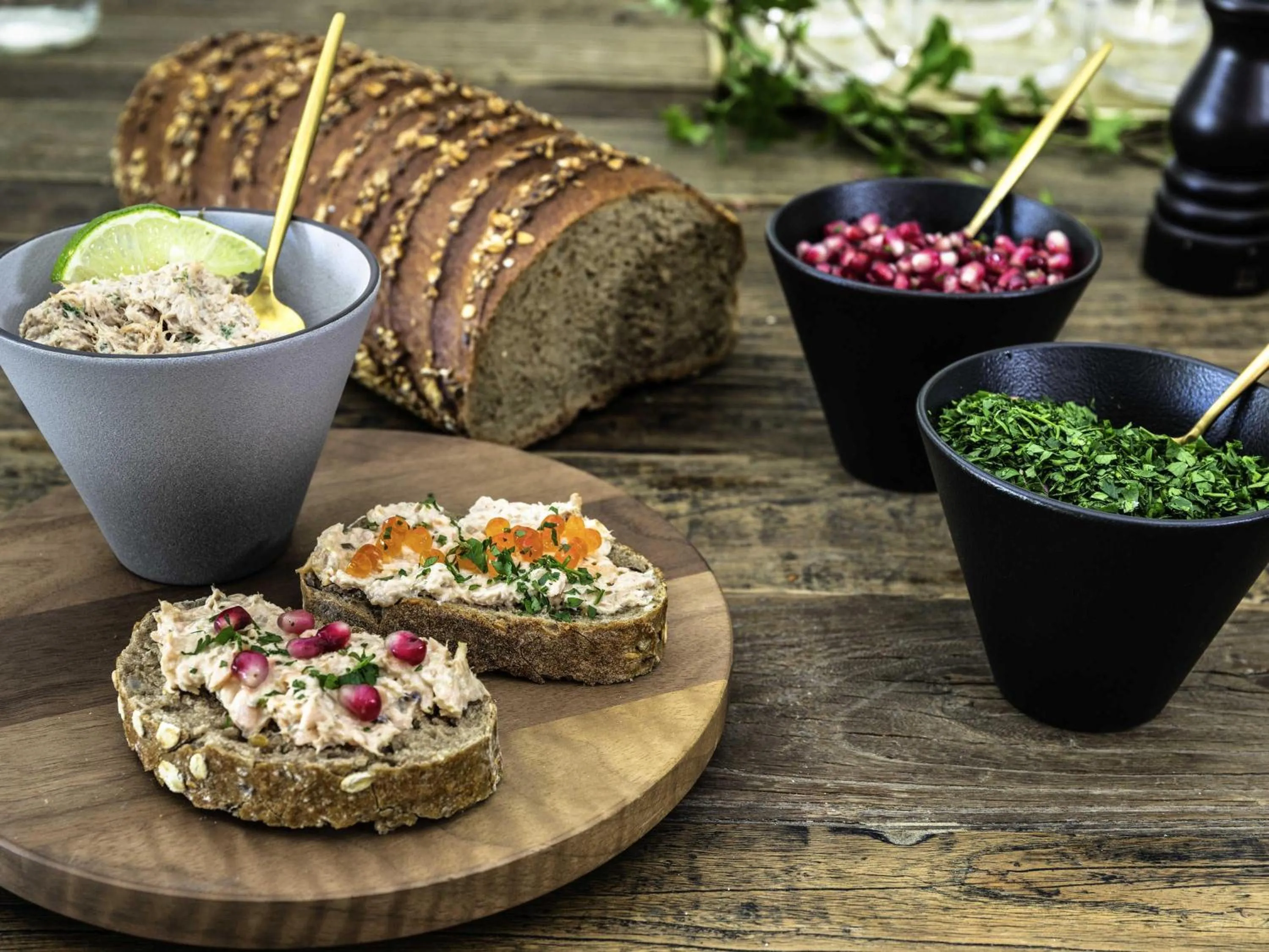 Lounge or bar in ibis Styles Arles Palais des Congrès