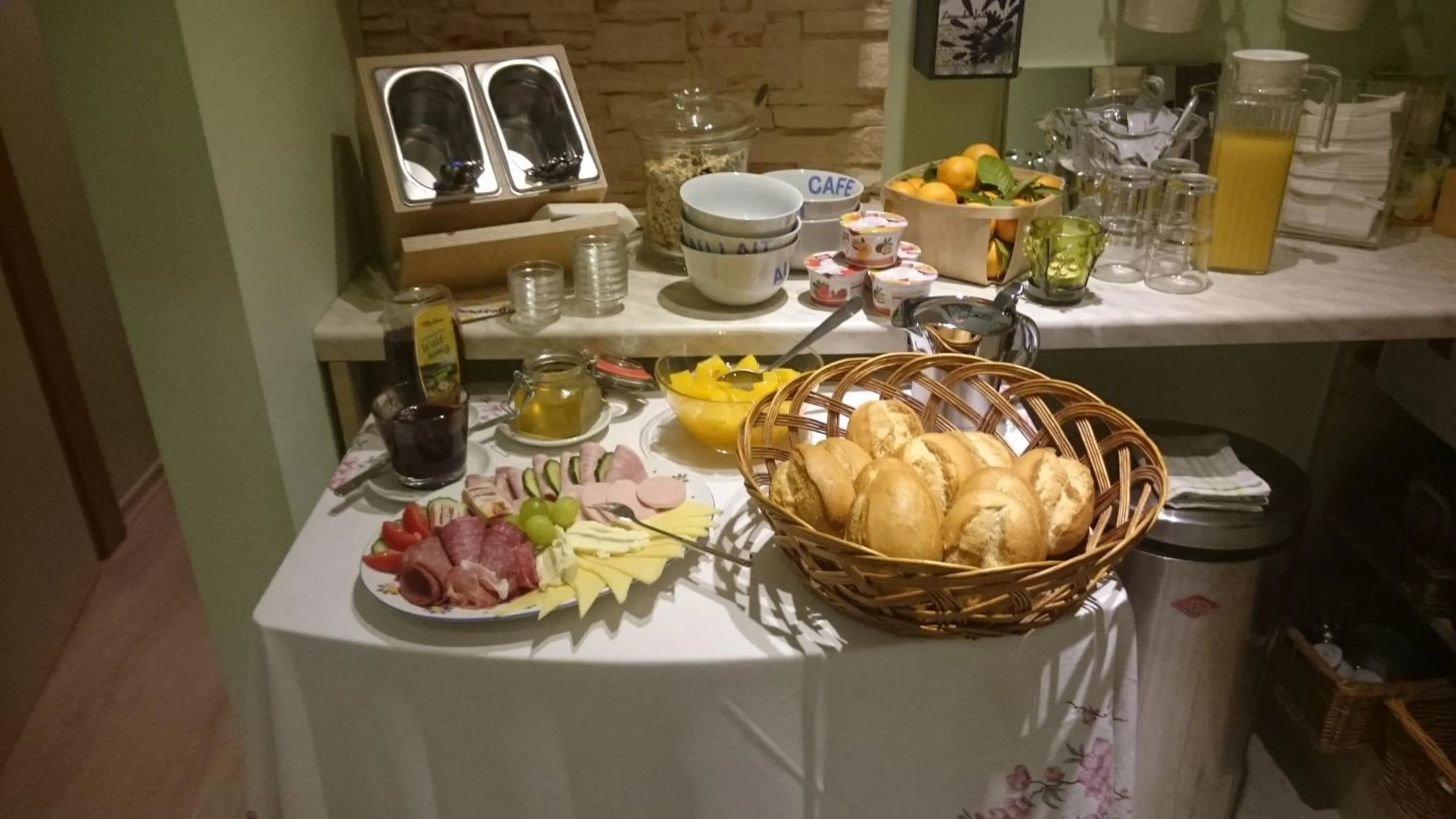 Breakfast in ApartmentHotel Vollumen