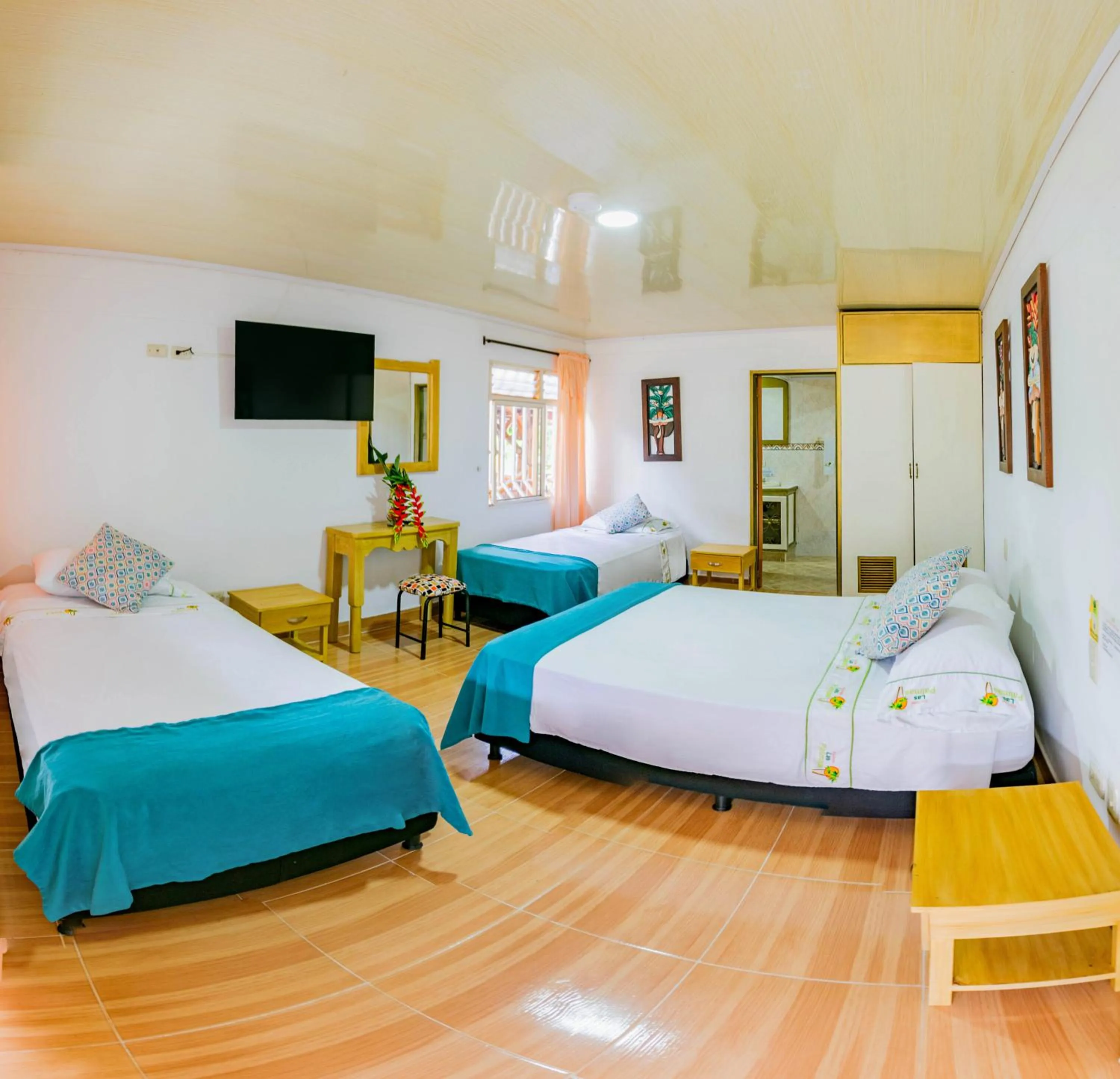 Photo of the whole room, Bed in Eco Hotel las Palmas