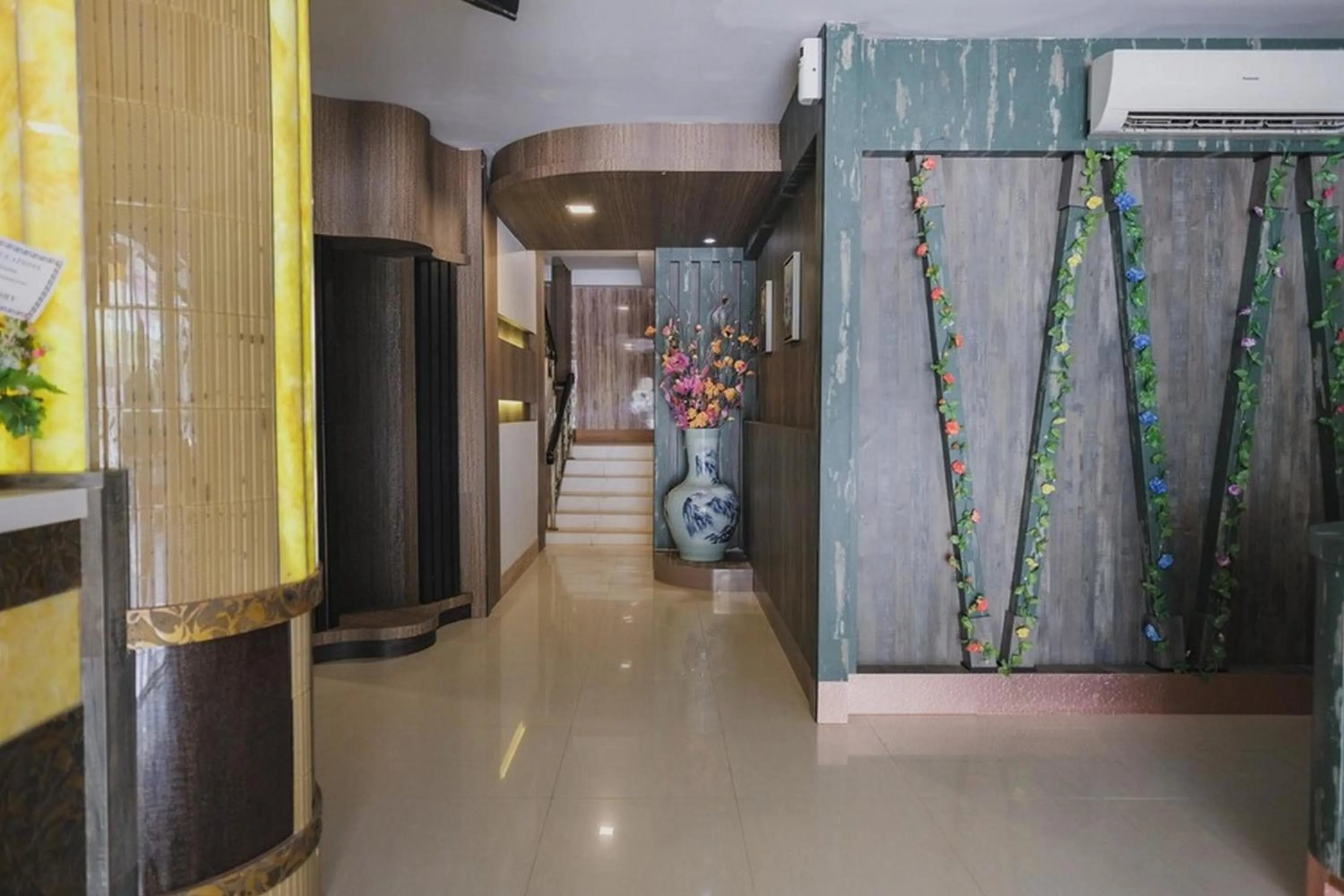 Facade/entrance in RedDoorz Plus near Gold Coast Ferry Terminal Batam