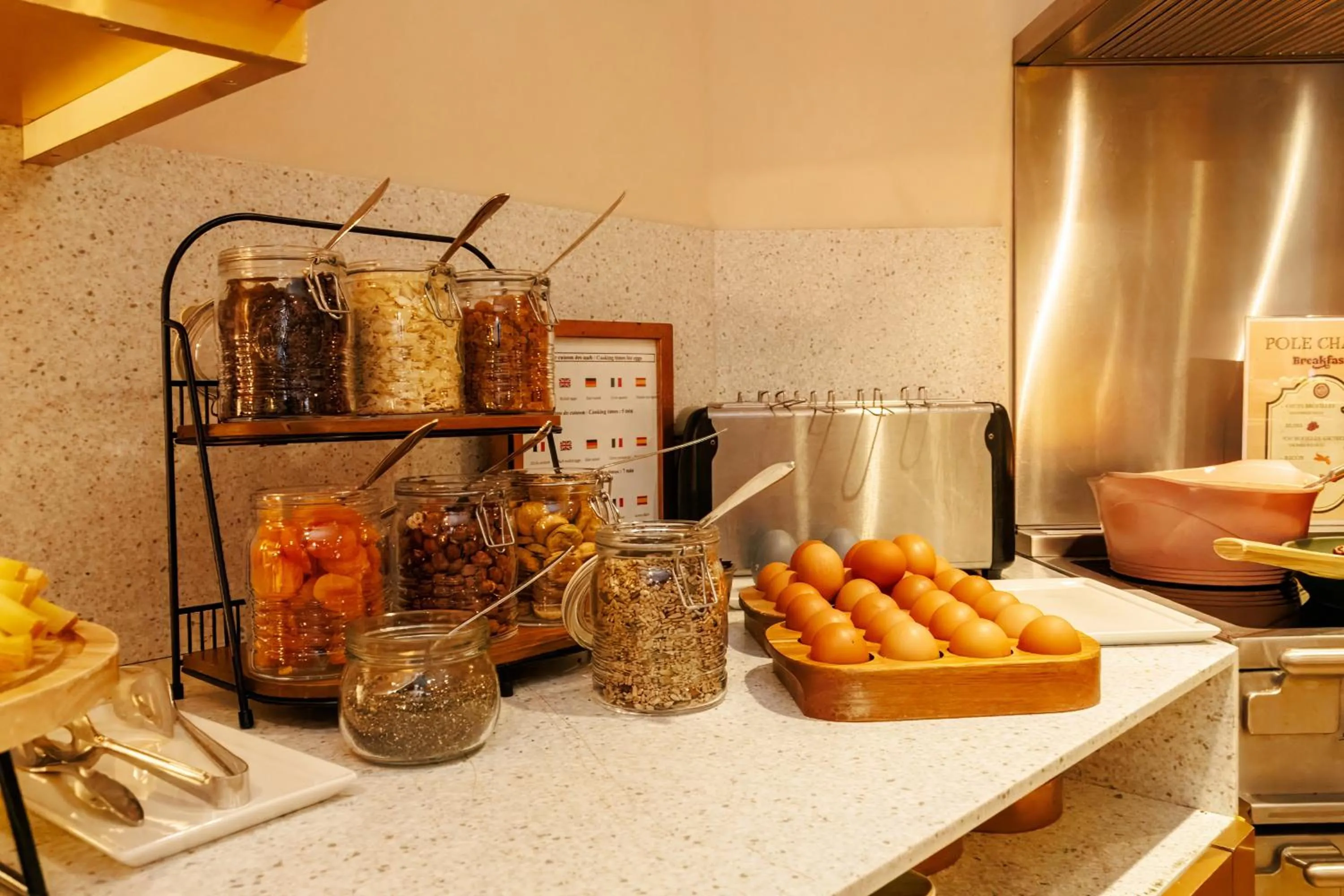 Breakfast in Mercure Rouen Centre Cathédrale