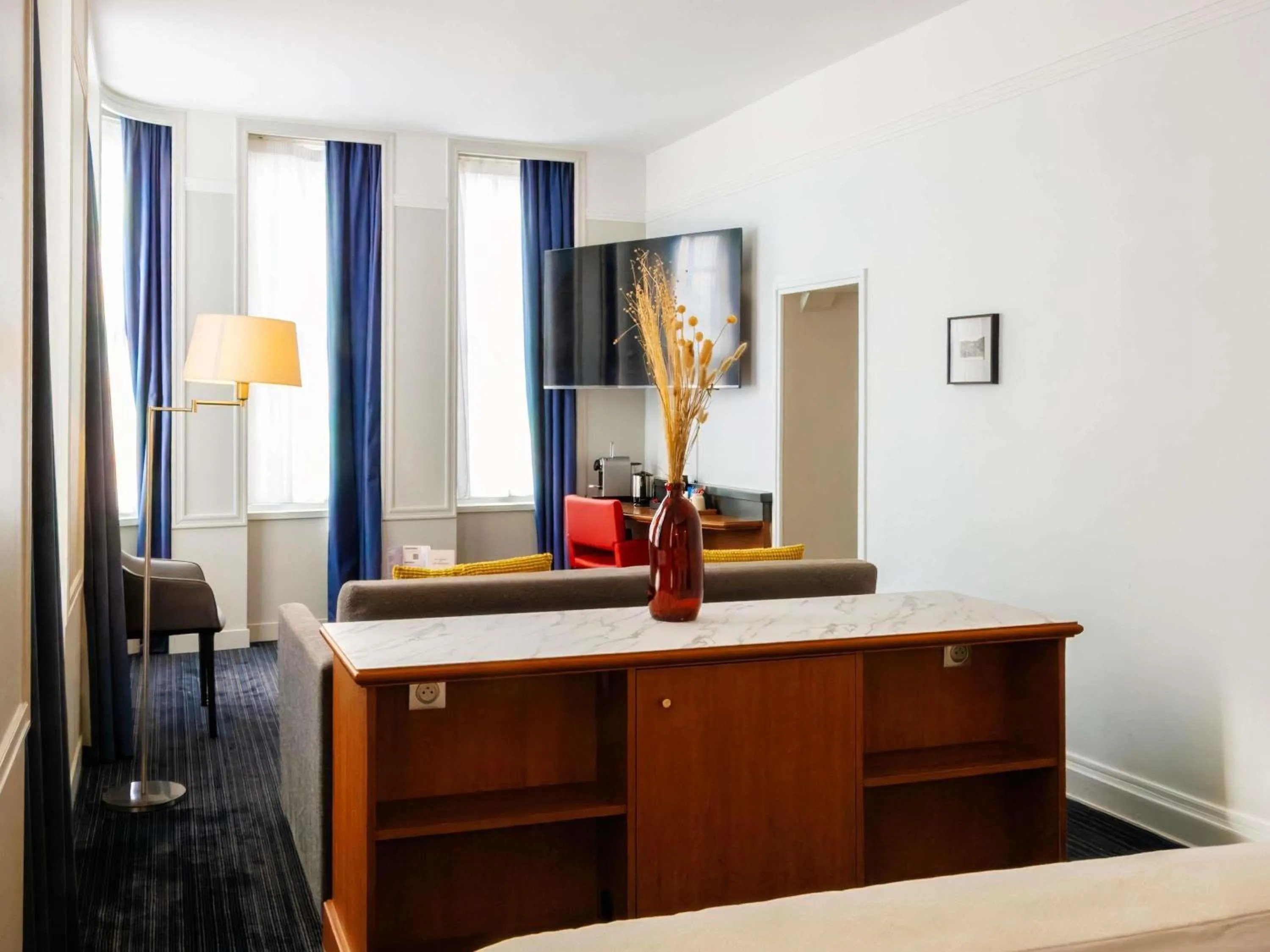 Bedroom in Mercure Rouen Centre Cathédrale