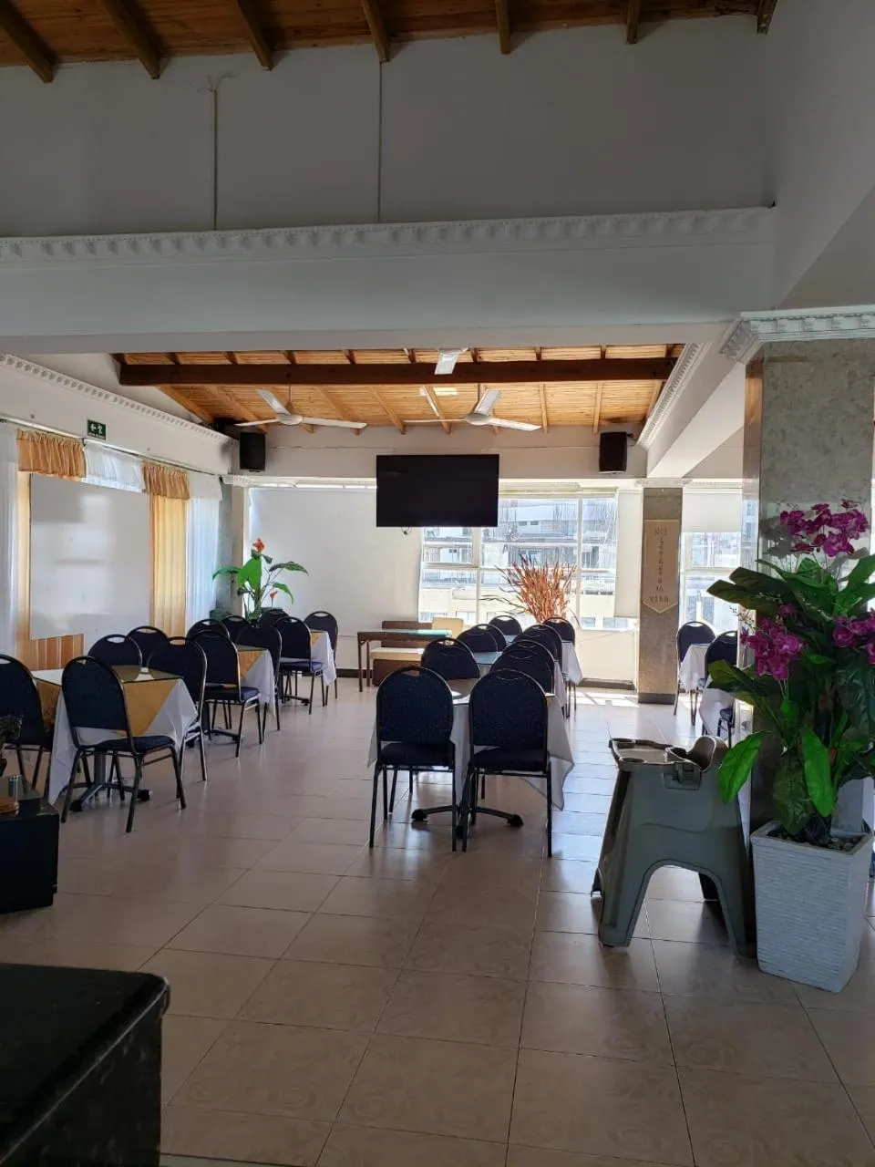Restaurant/places to eat in Hotel Rodadero Real