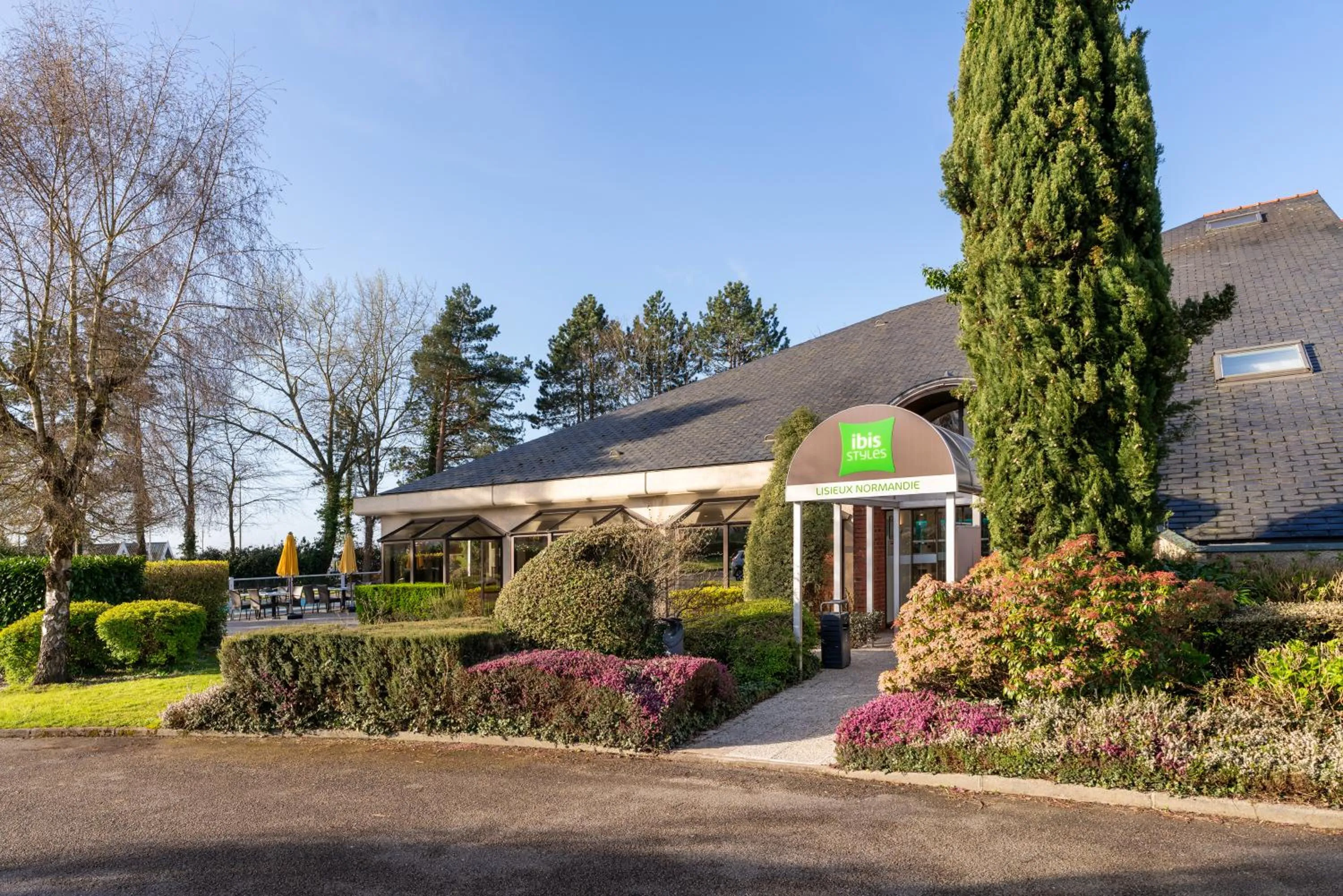 Property building in Ibis Styles Lisieux Normandie