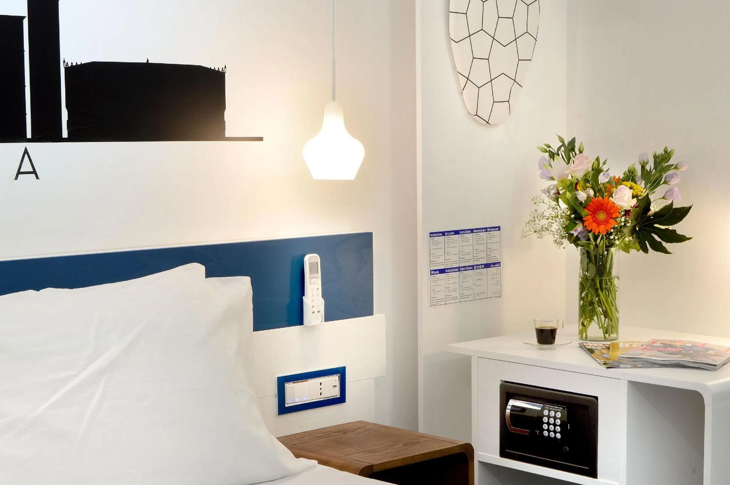 Bed in Napoli Central Station Studio