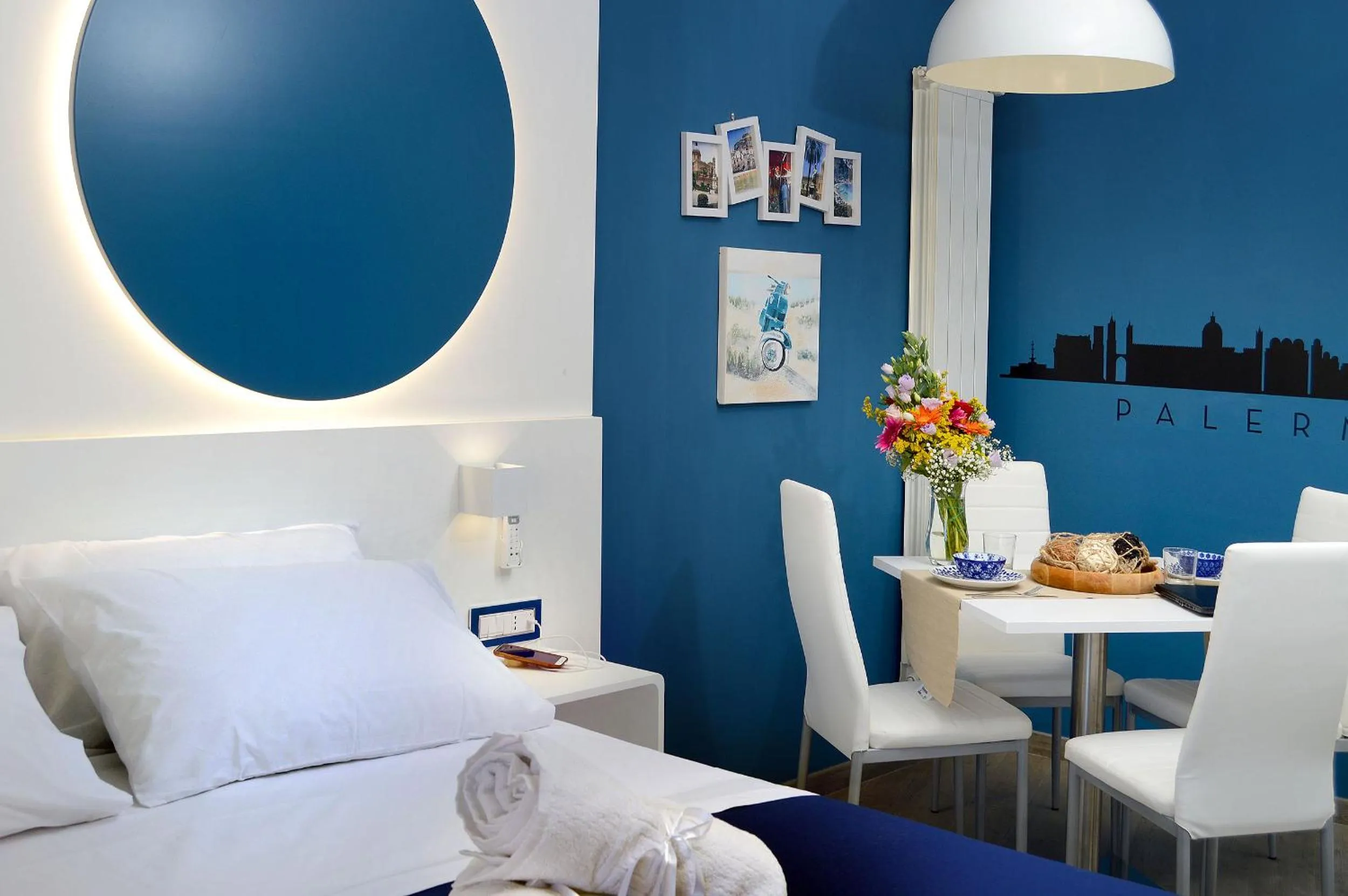 Bed in Napoli Central Station Studio