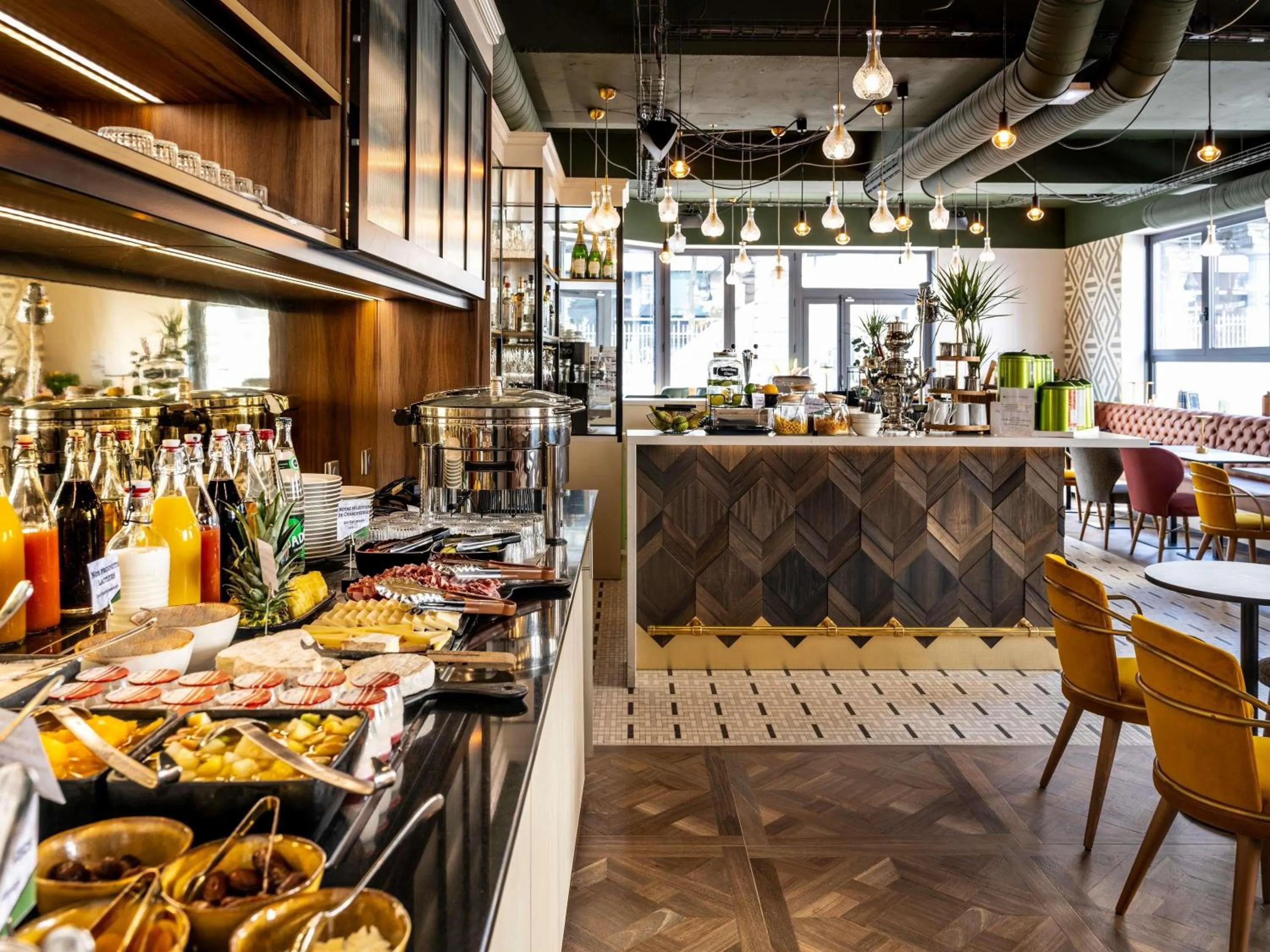 Breakfast in Mercure Paris Bercy Bibliothèque