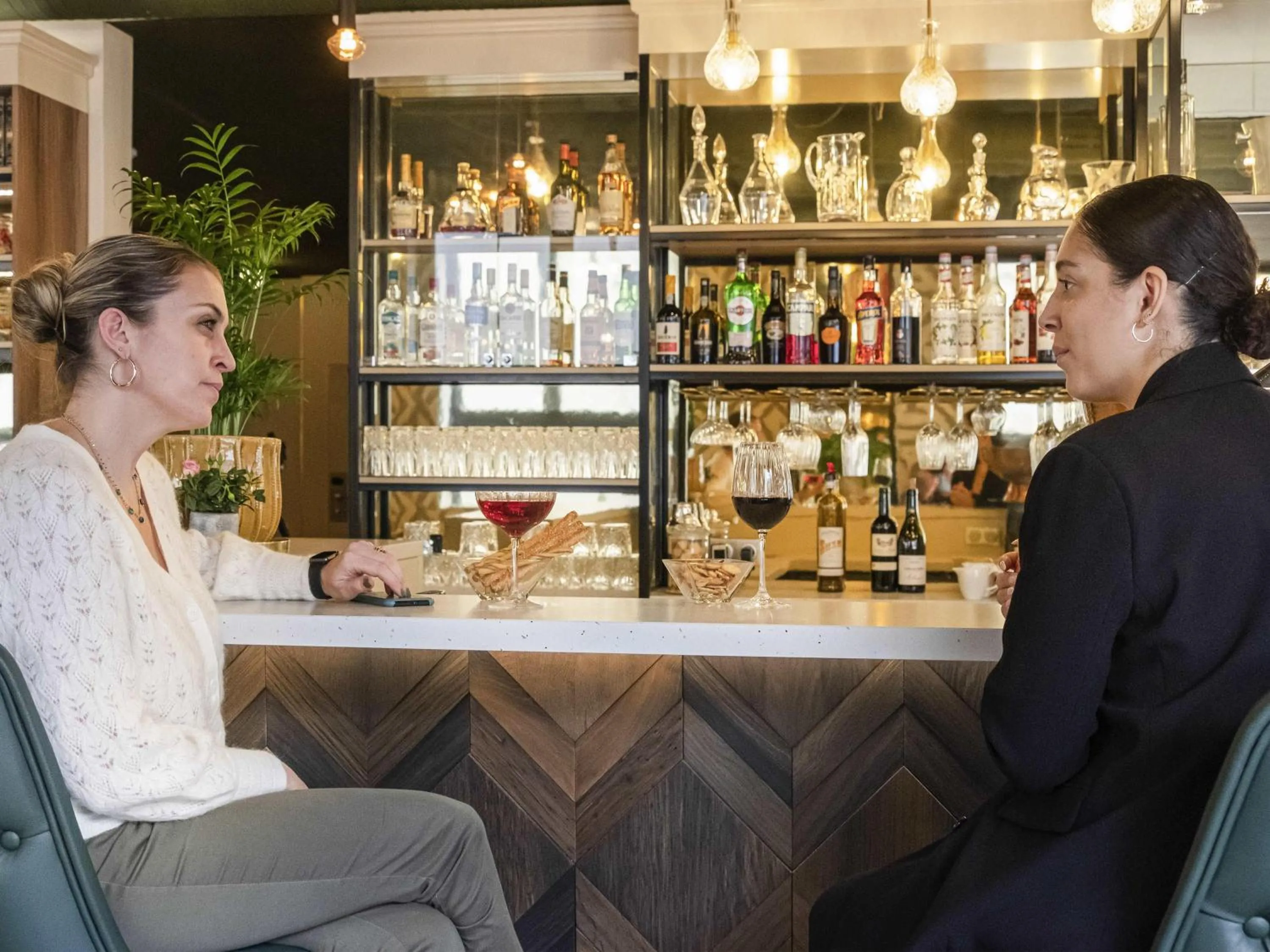 Lounge or bar in Mercure Paris Bercy Bibliothèque