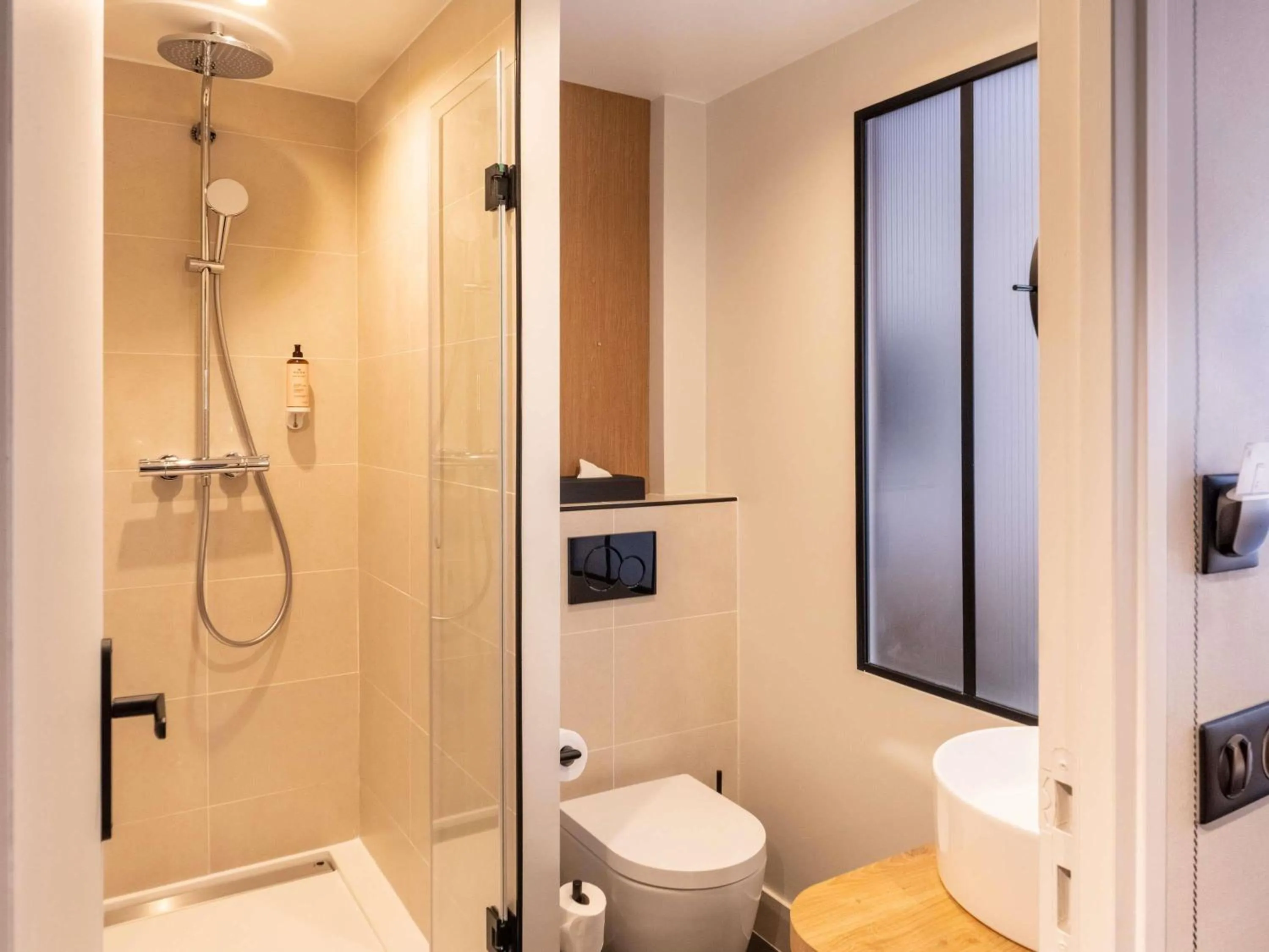 Bedroom in Mercure Paris Bercy Bibliothèque