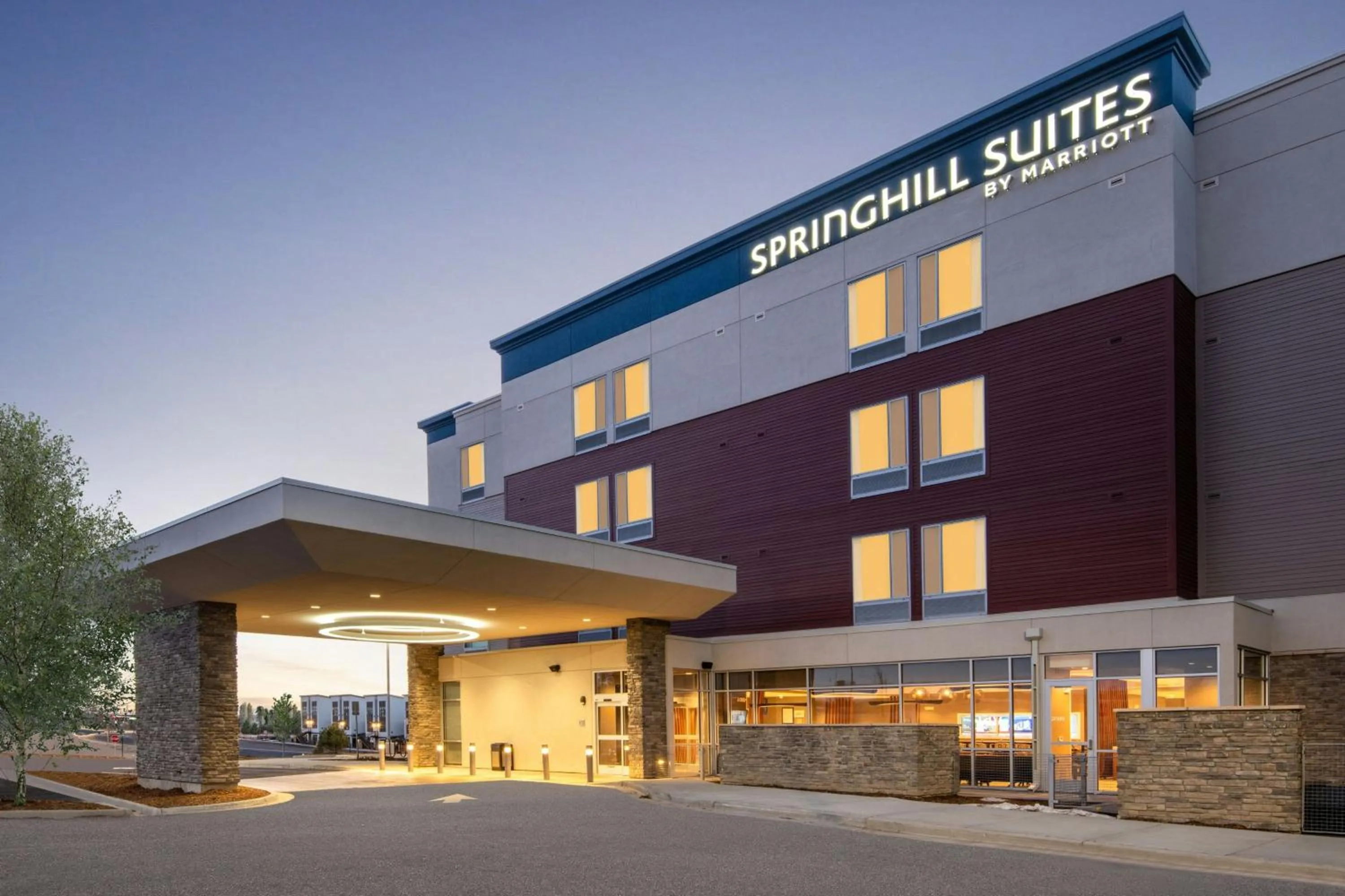 Property building in SpringHill Suites Denver Parker