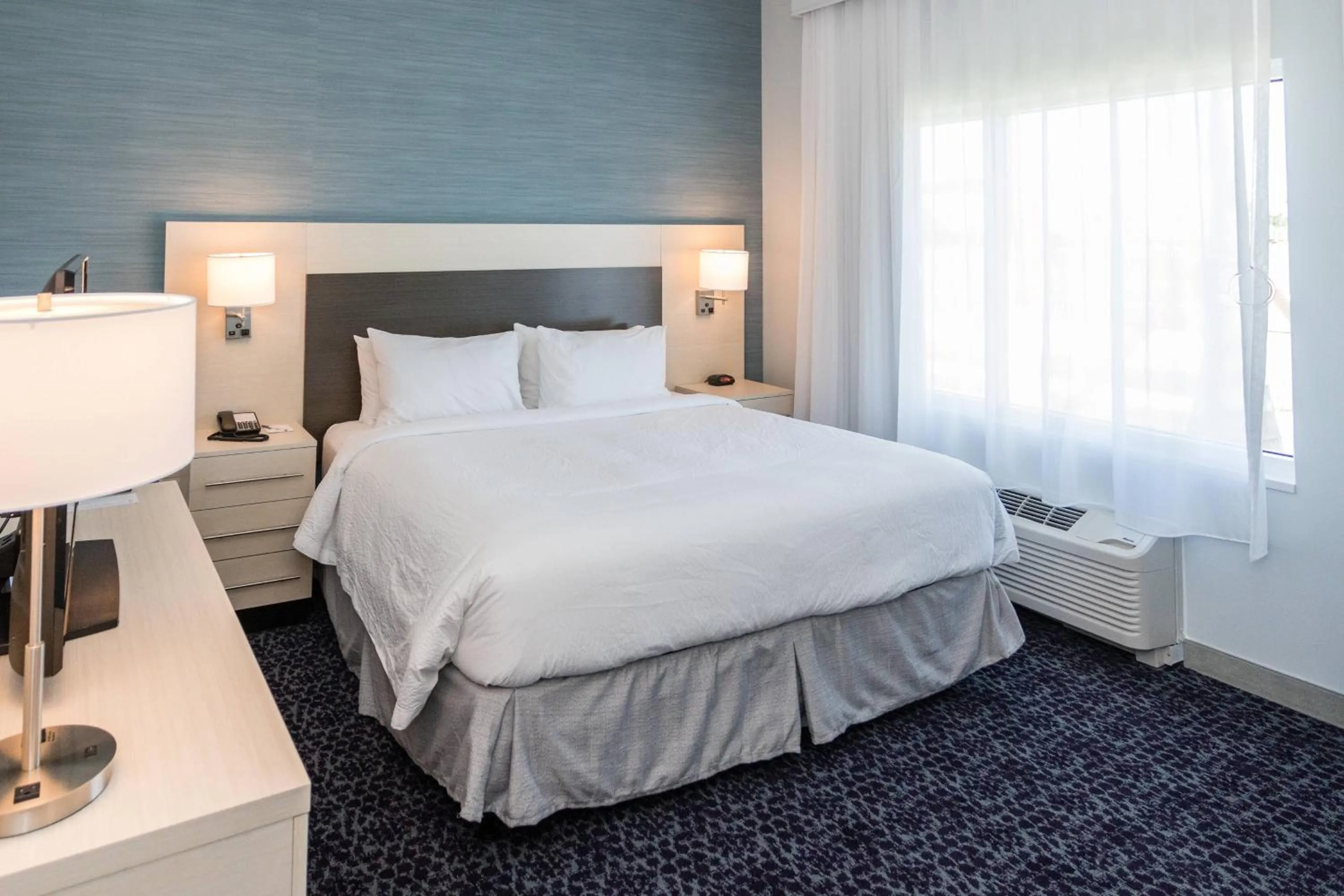 Bedroom, Bed in TownePlace Suites Port St. Lucie I-95