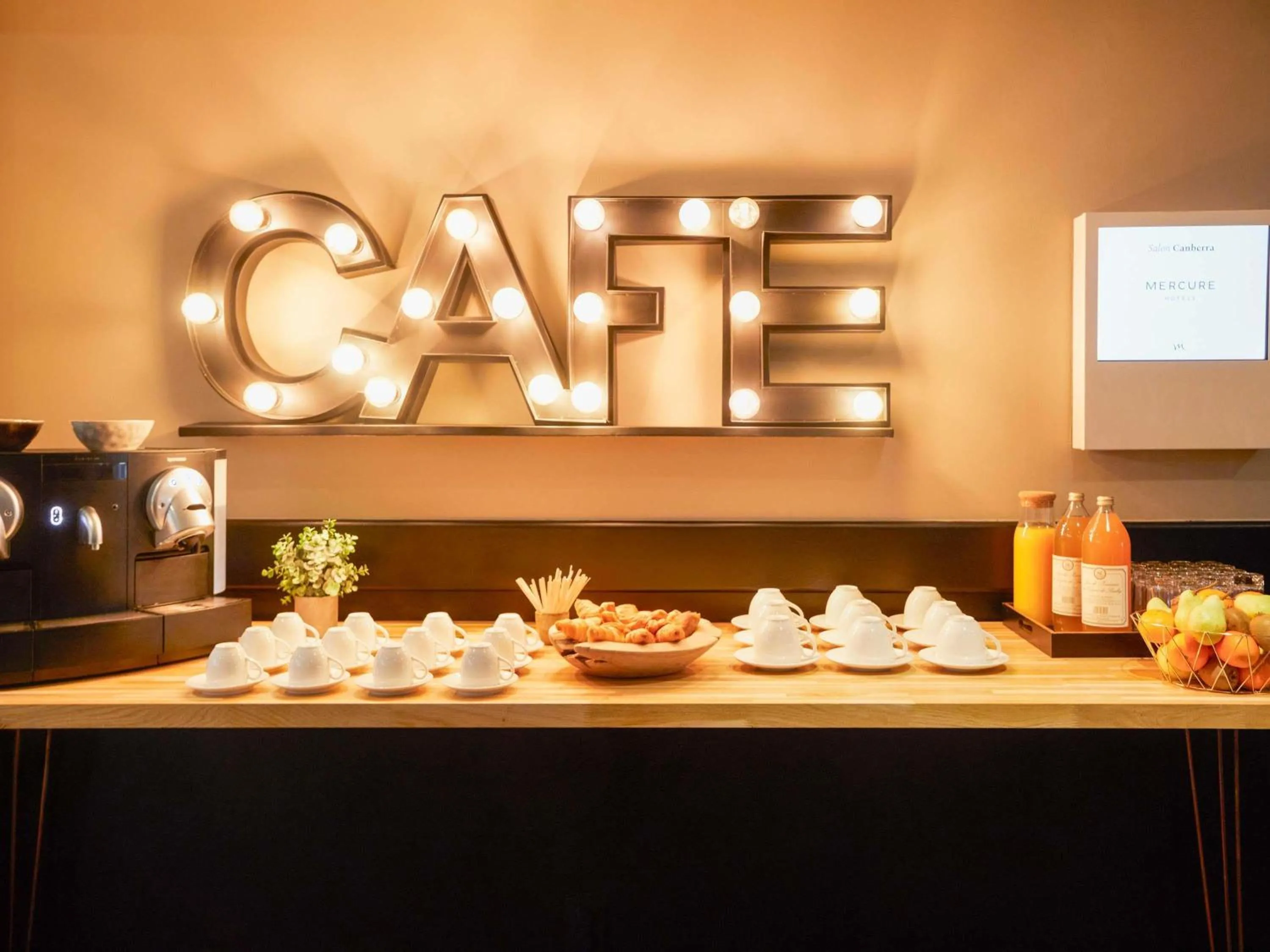 Meeting/conference room in Mercure Arras Centre Gare