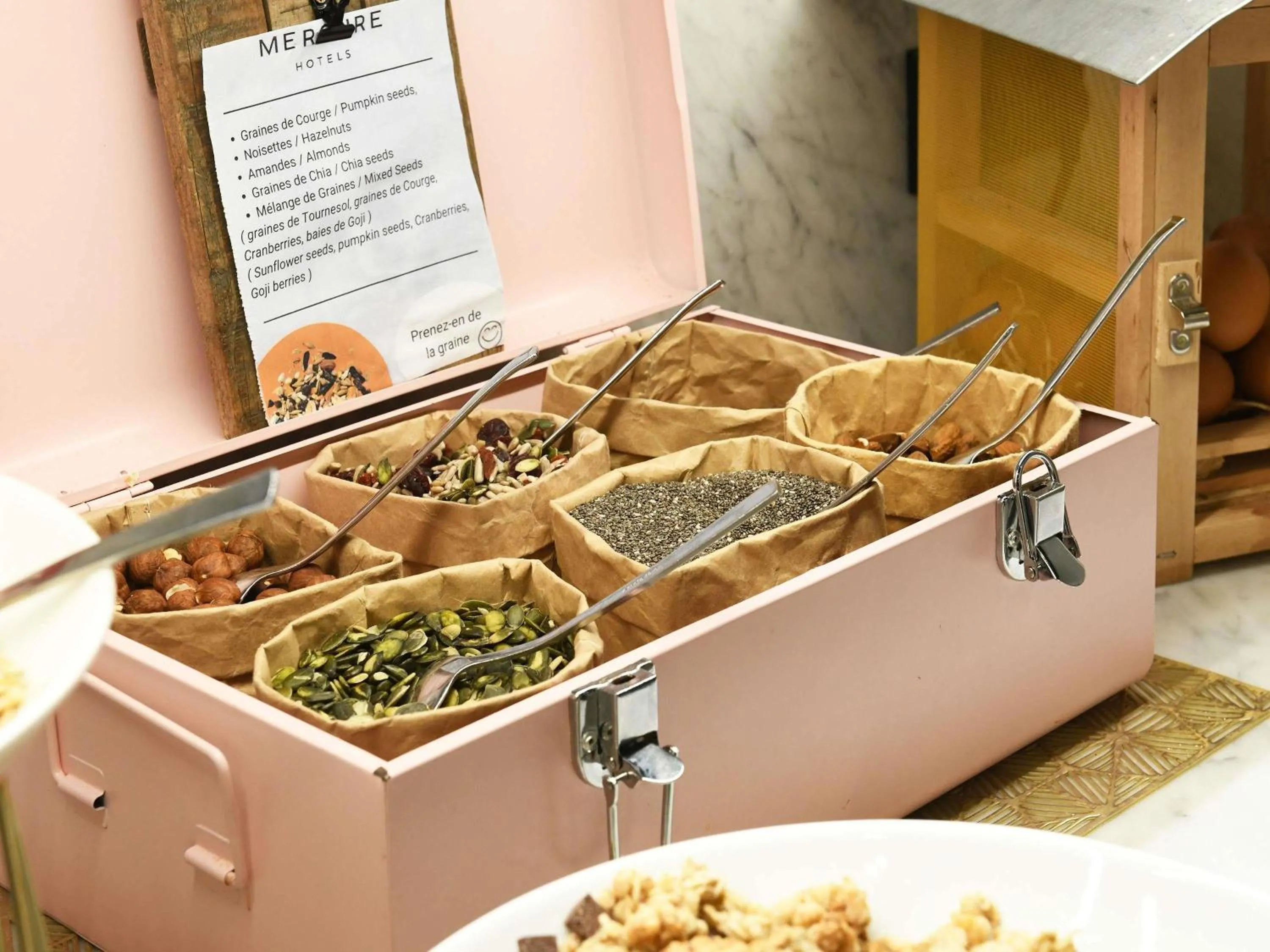 Breakfast in Mercure Arras Centre Gare