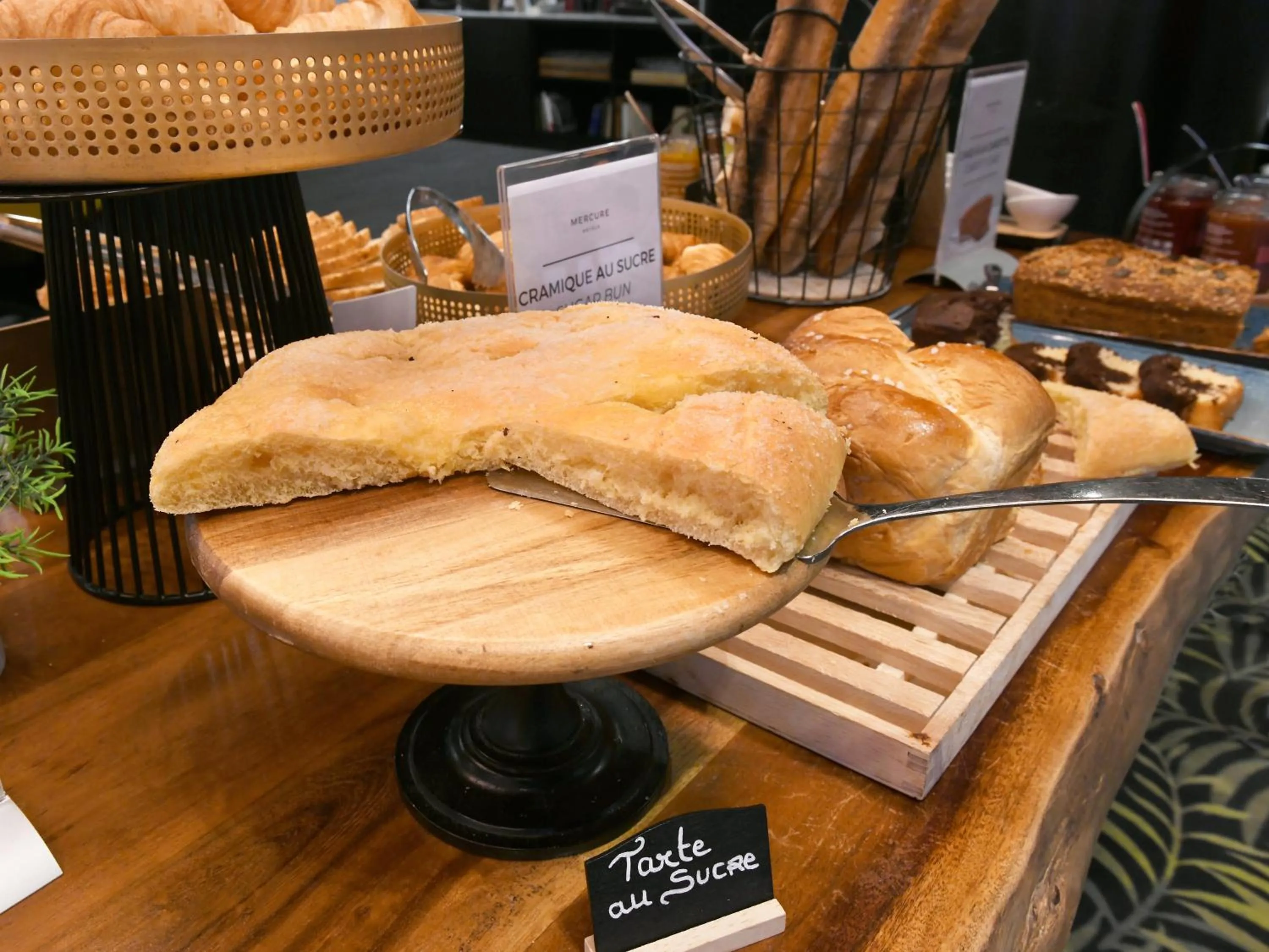 Breakfast in Mercure Arras Centre Gare