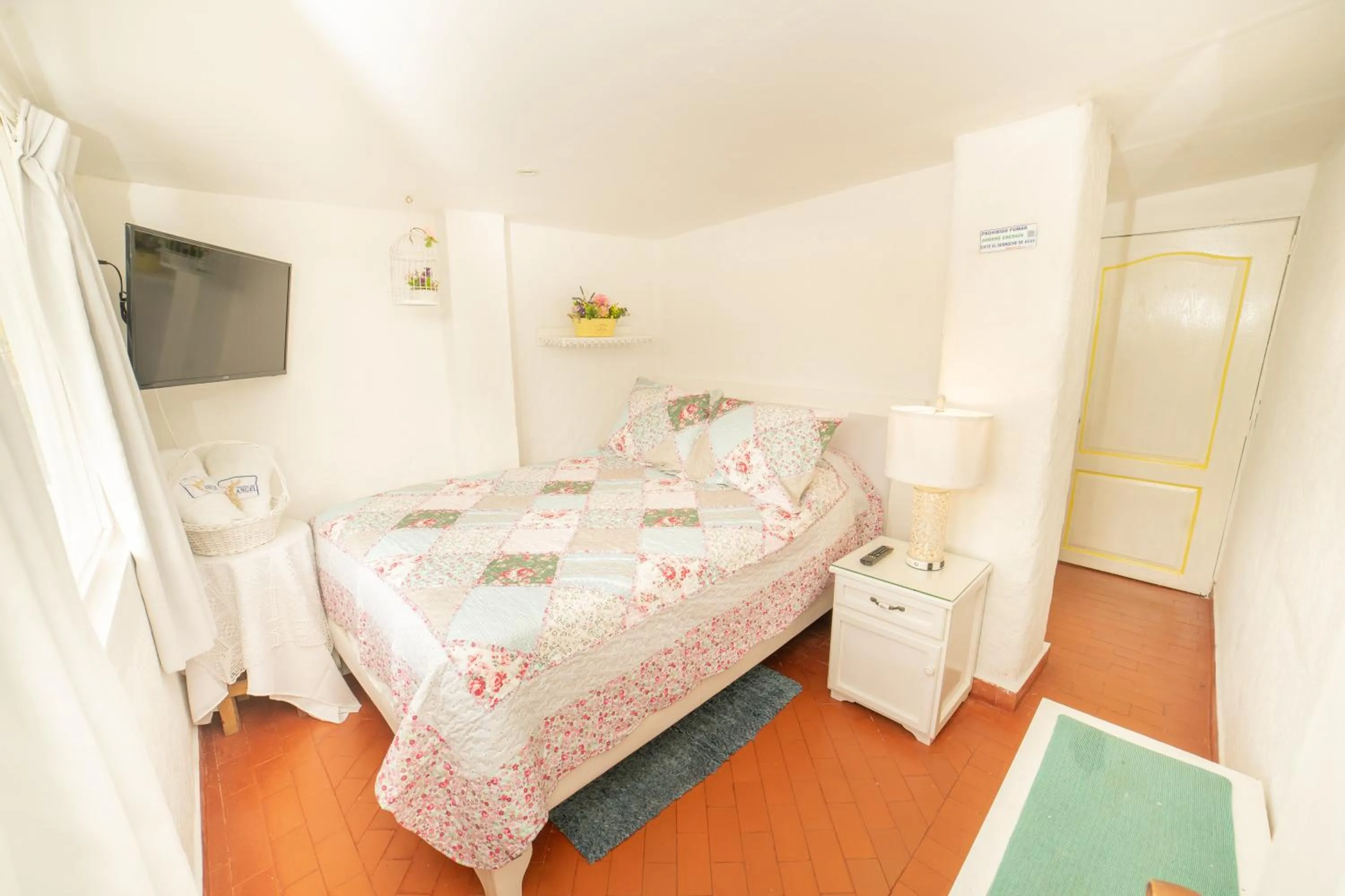 Bed in Posada del Angel