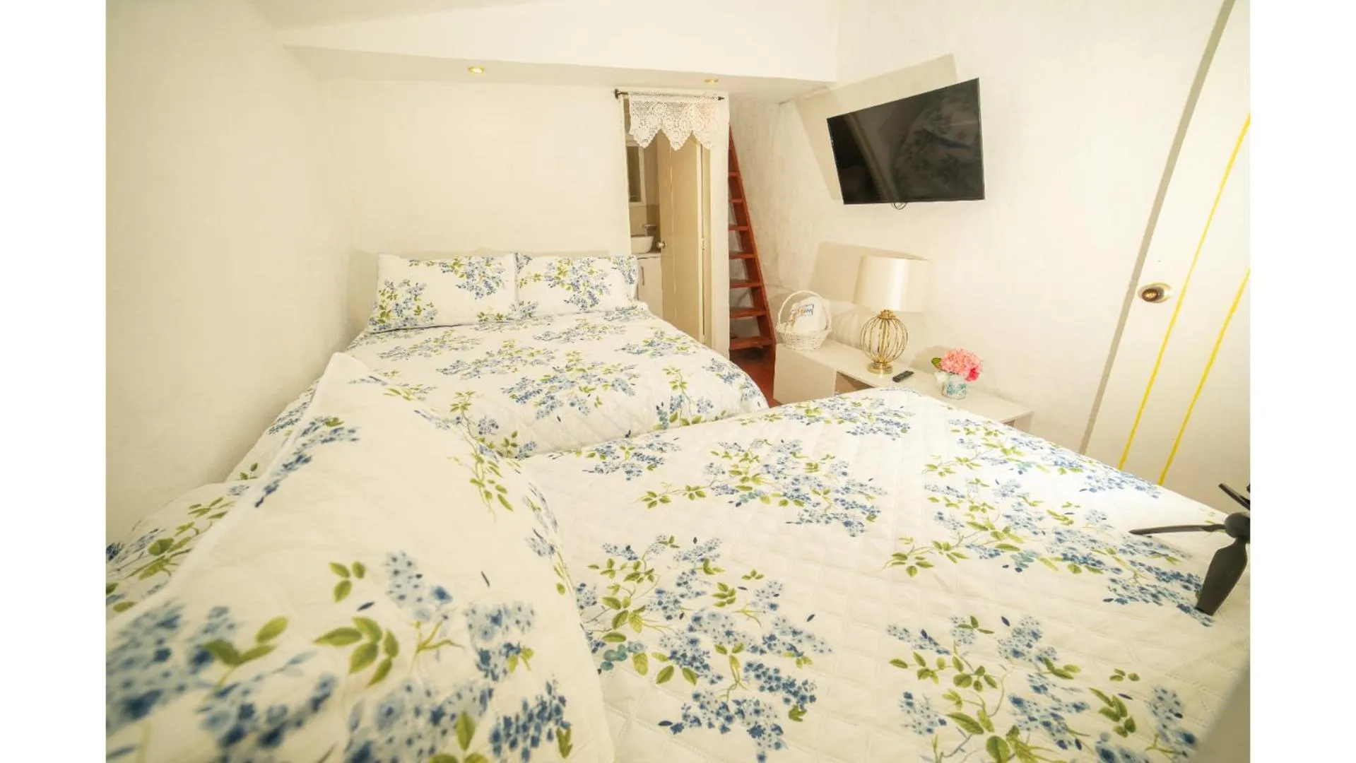 Bed in Posada del Angel