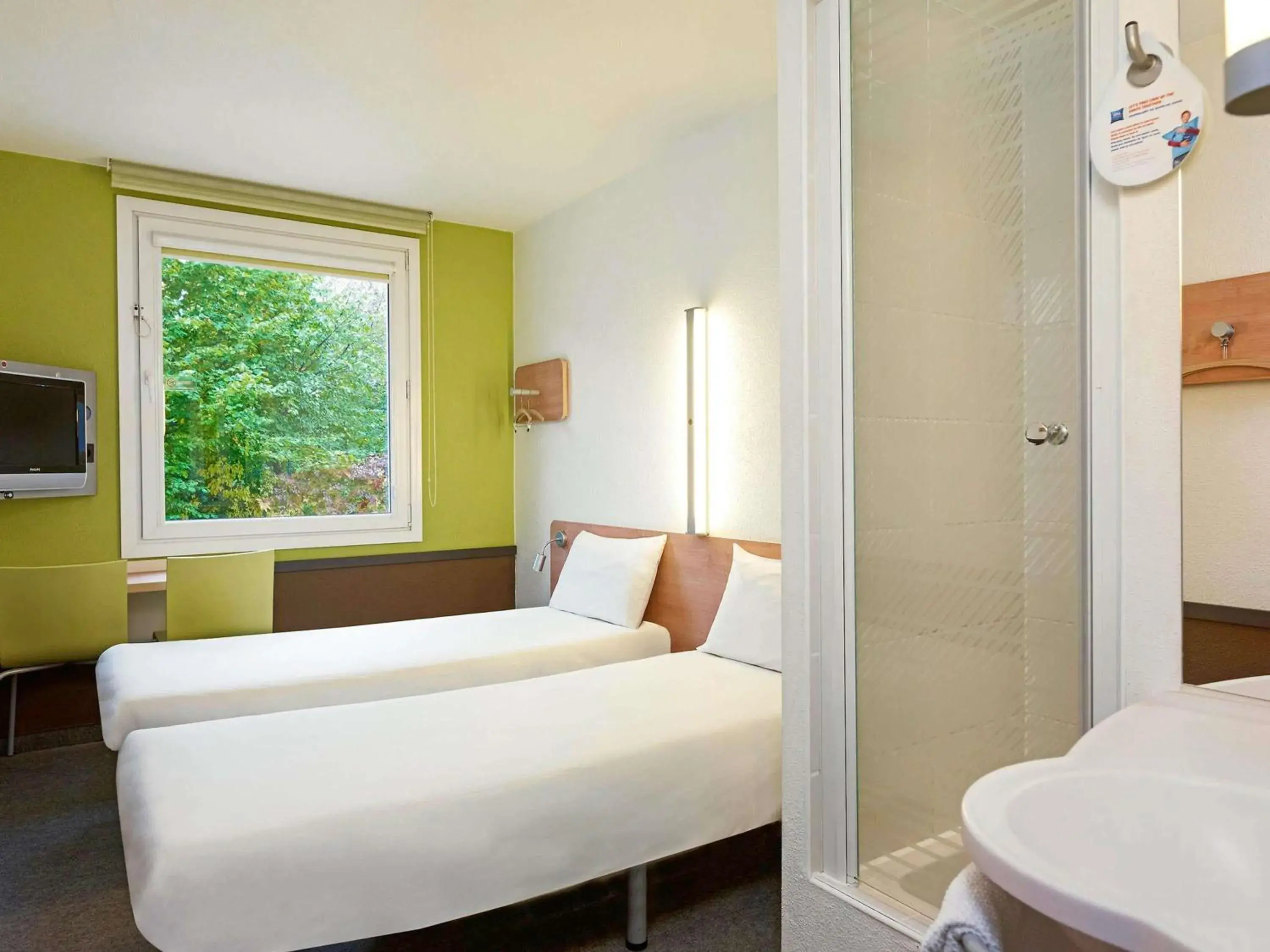 Standard Twin Room in ibis budget Wrocław Południe Standard Twin Room in ibis budget Wrocław Południe