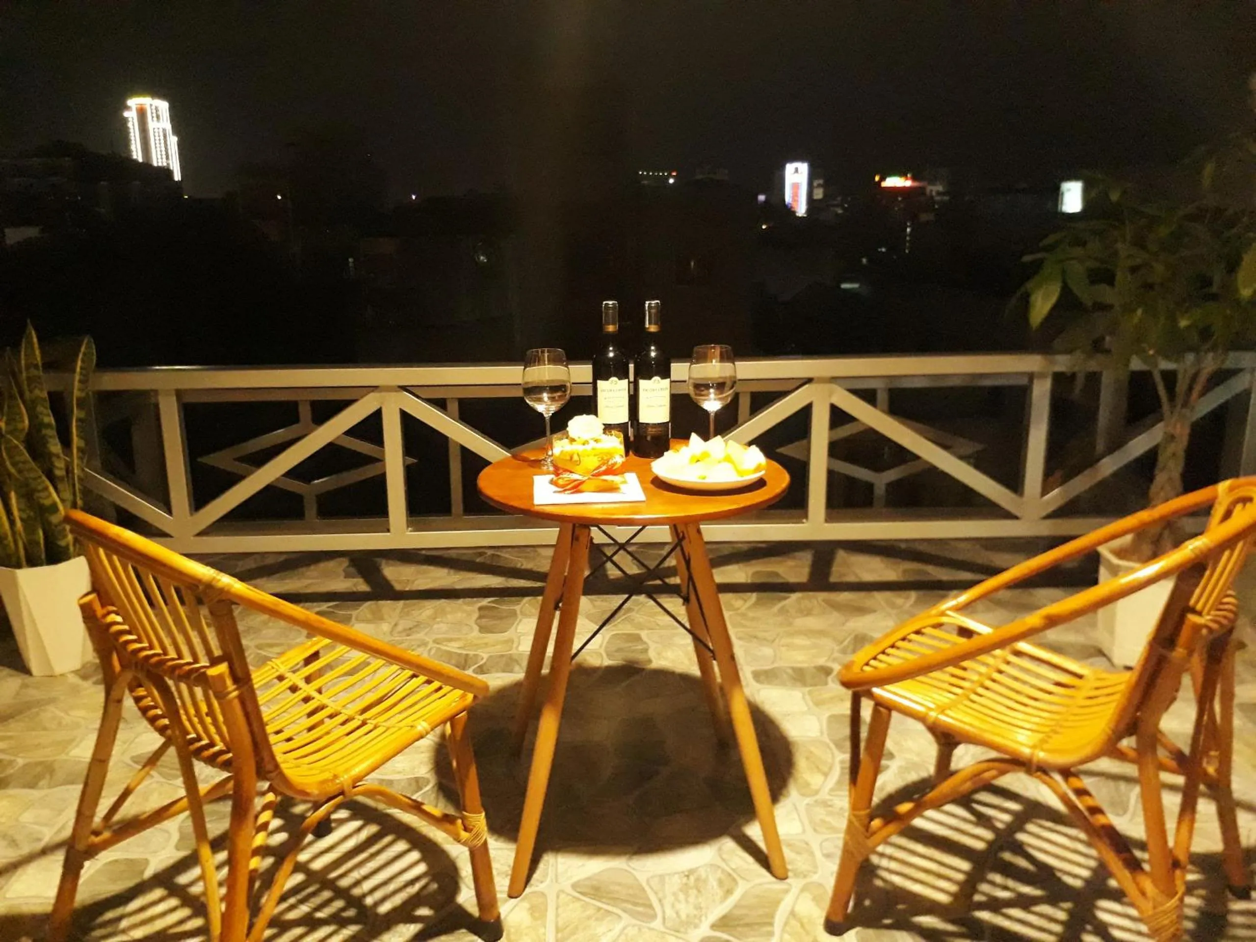 Balcony/Terrace in Adora Central Park Hostel