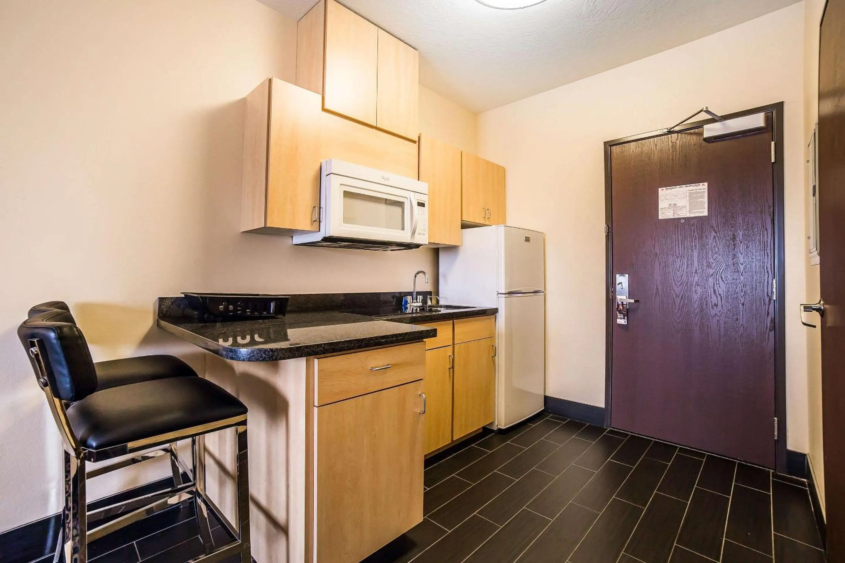 Bedroom in Comfort Inn Ballard-Roosevelt