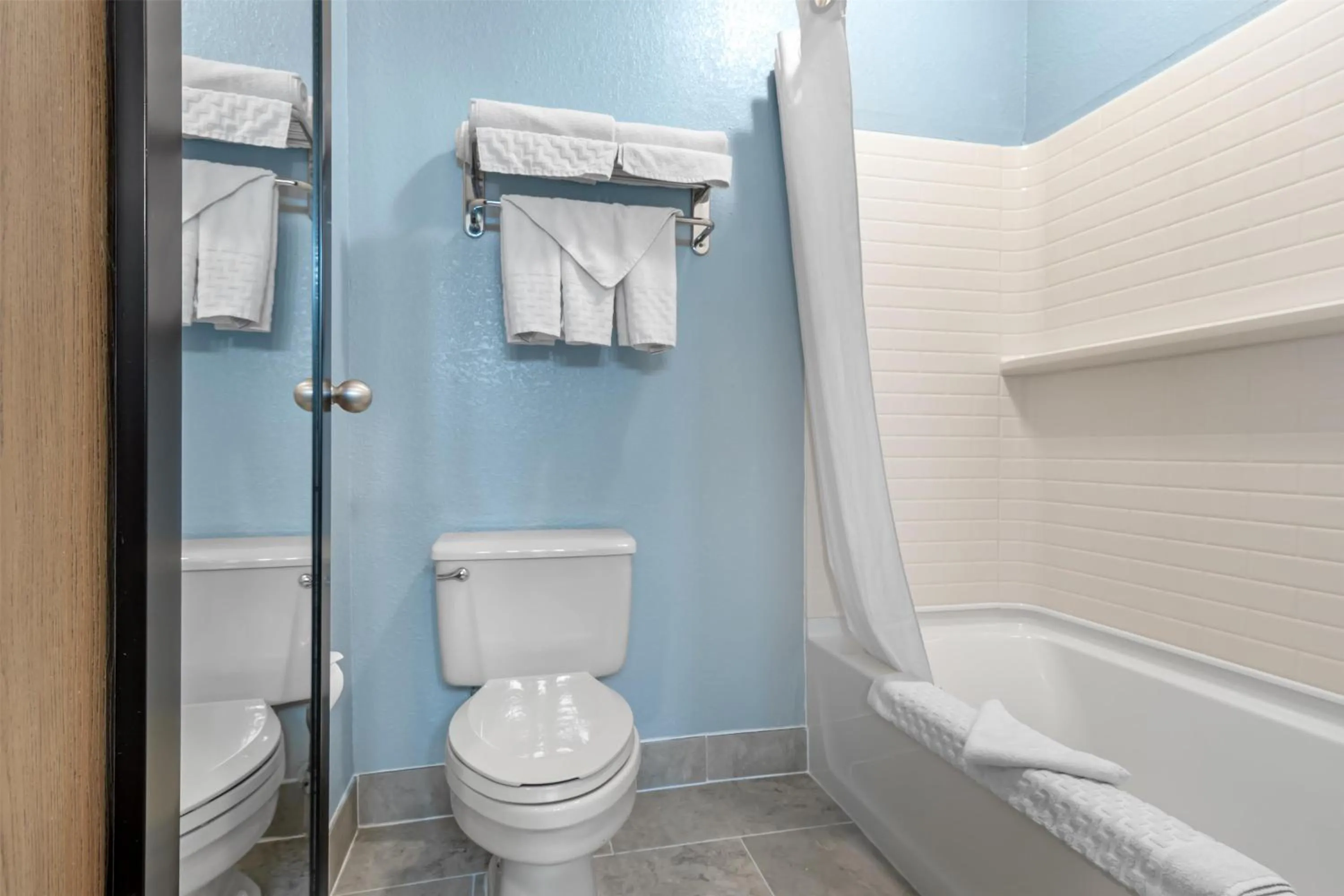 Bathroom in Best Western Teal Lake Inn