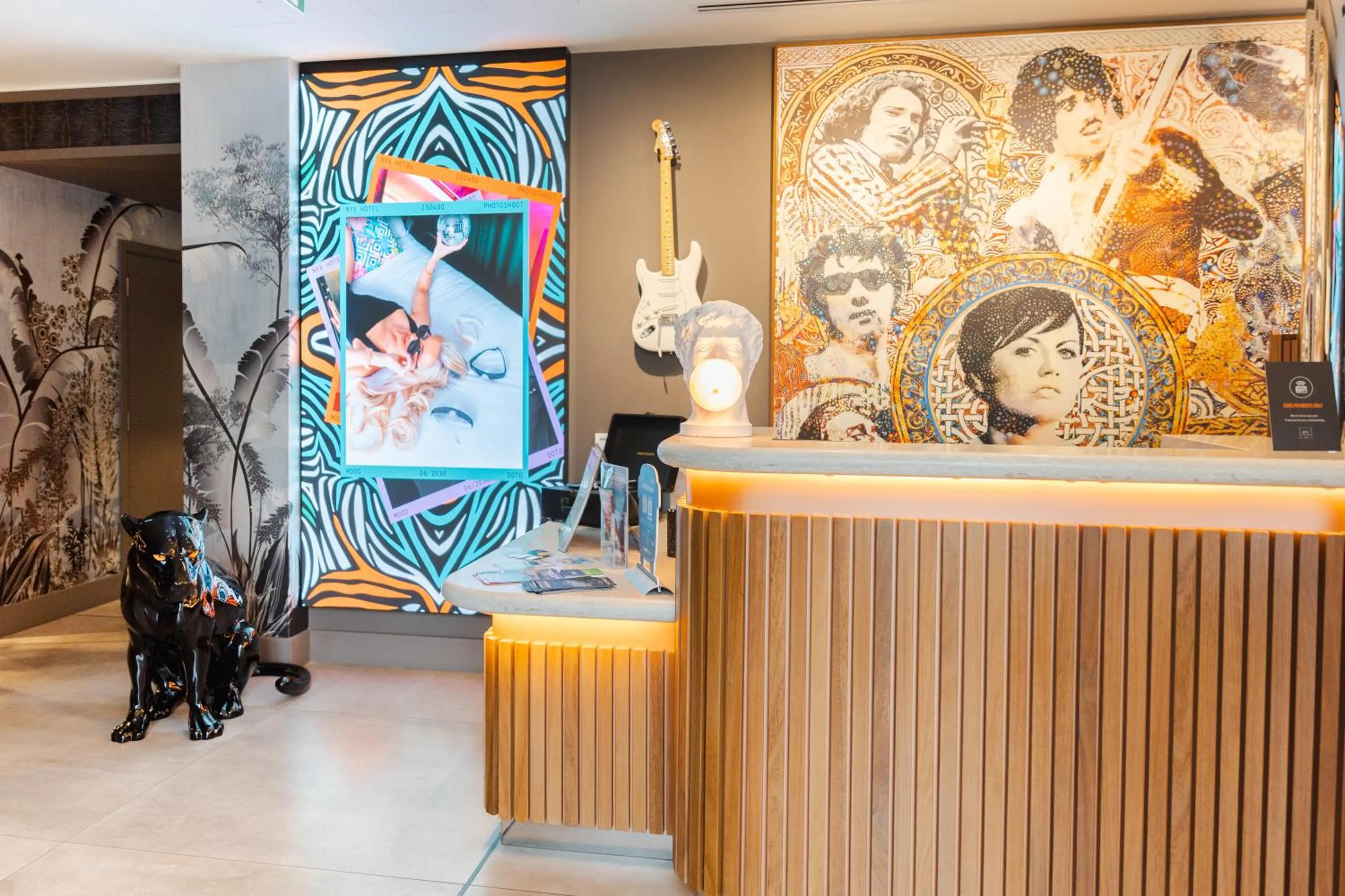 Lobby or reception in NYX Hotel Dublin Christchurch