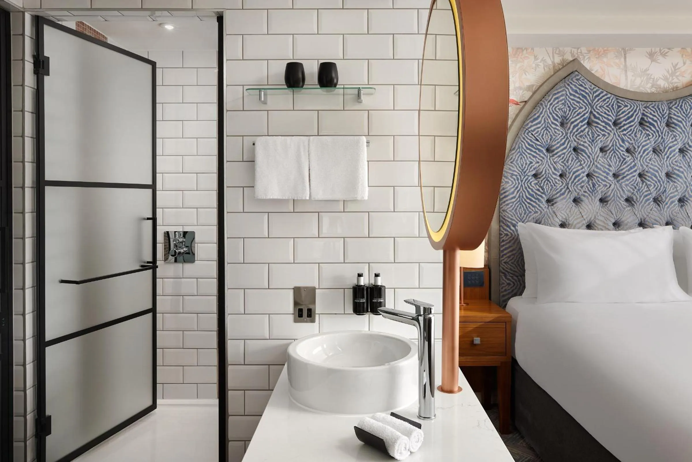 Bedroom, Bed in NYX Hotel Dublin Christchurch