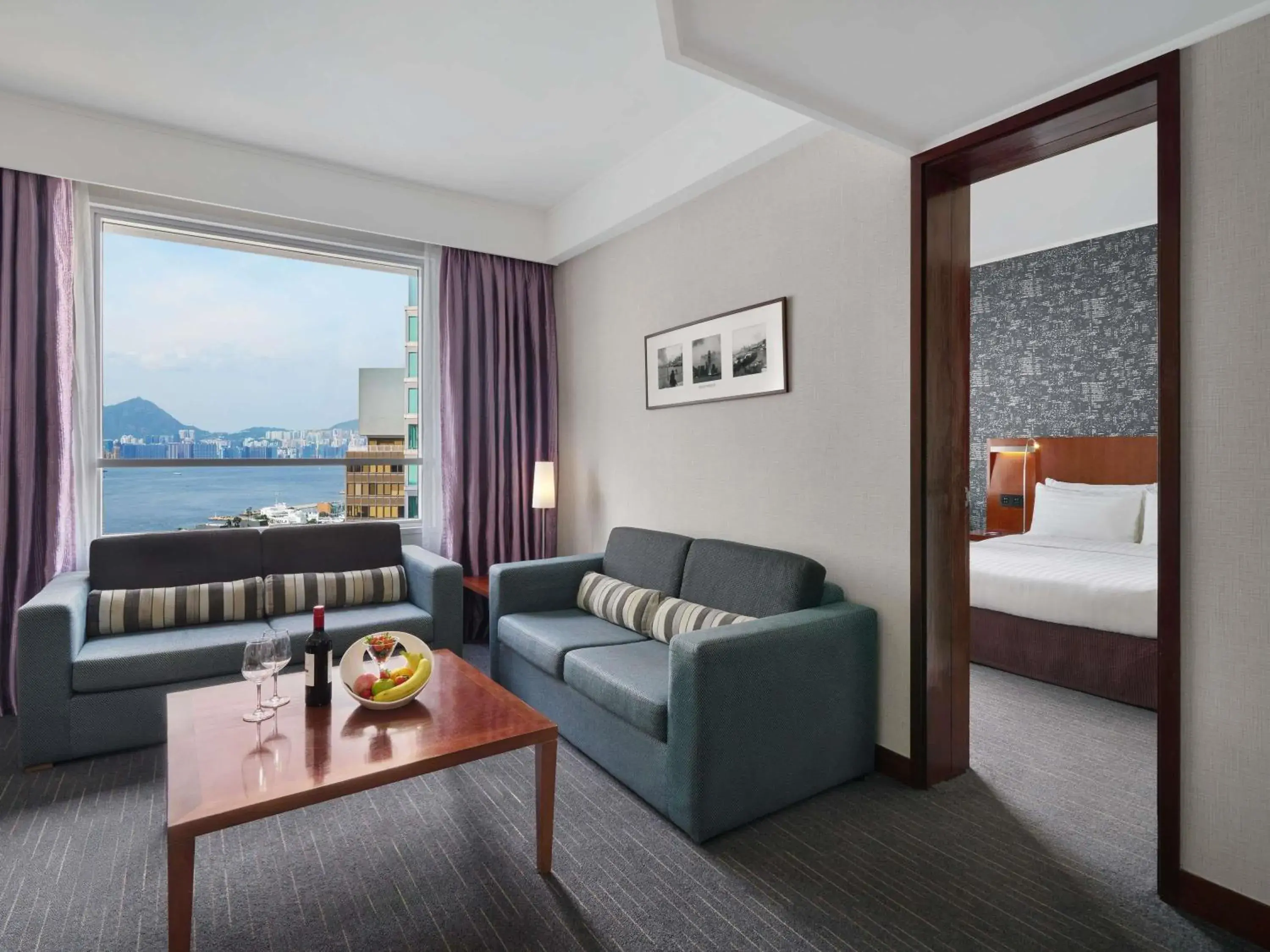Junior Queen Suite - single occupancy in Novotel Century Hong Kong Junior Queen Suite - single occupancy in Novotel Century Hong Kong