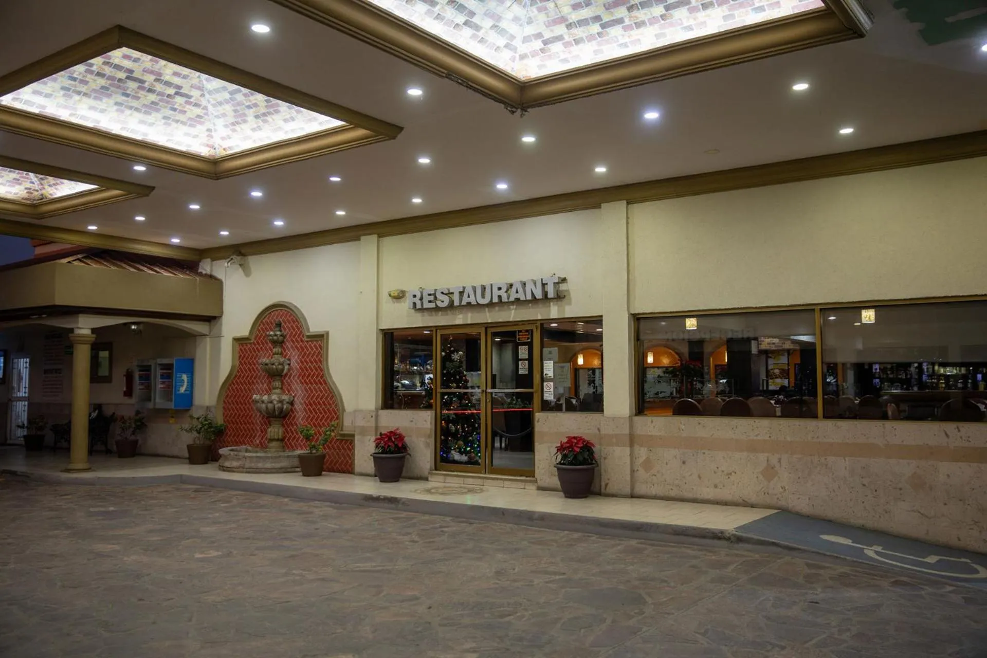 Property building in Hotel San Martin