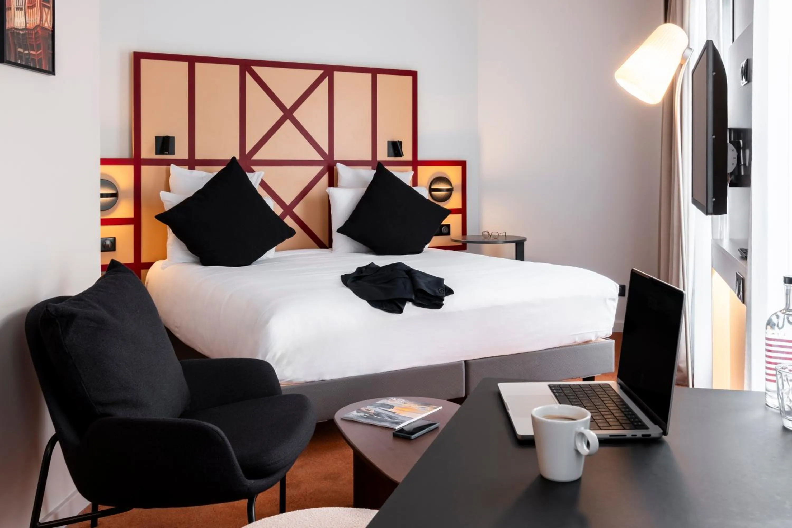 Bedroom, Bed in Mercure Rouen Centre Champ de Mars