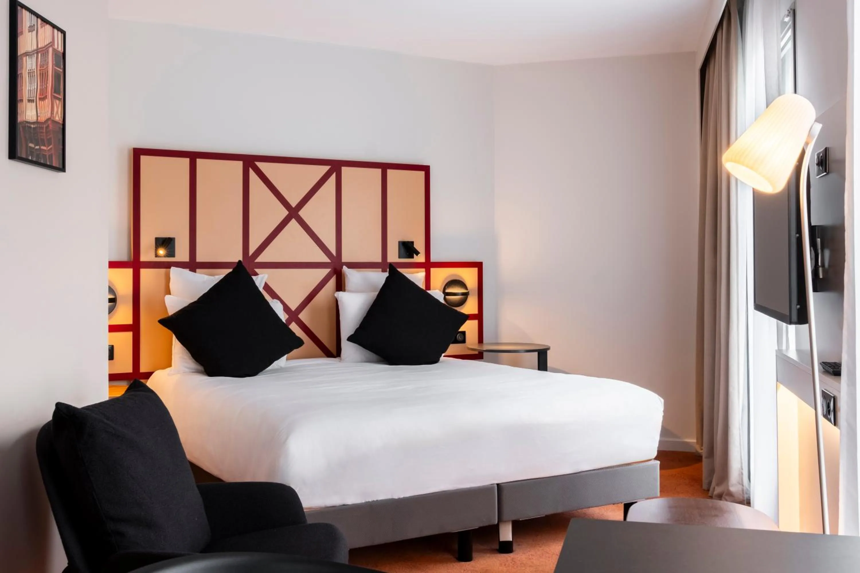 Bedroom, Bed in Mercure Rouen Centre Champ de Mars