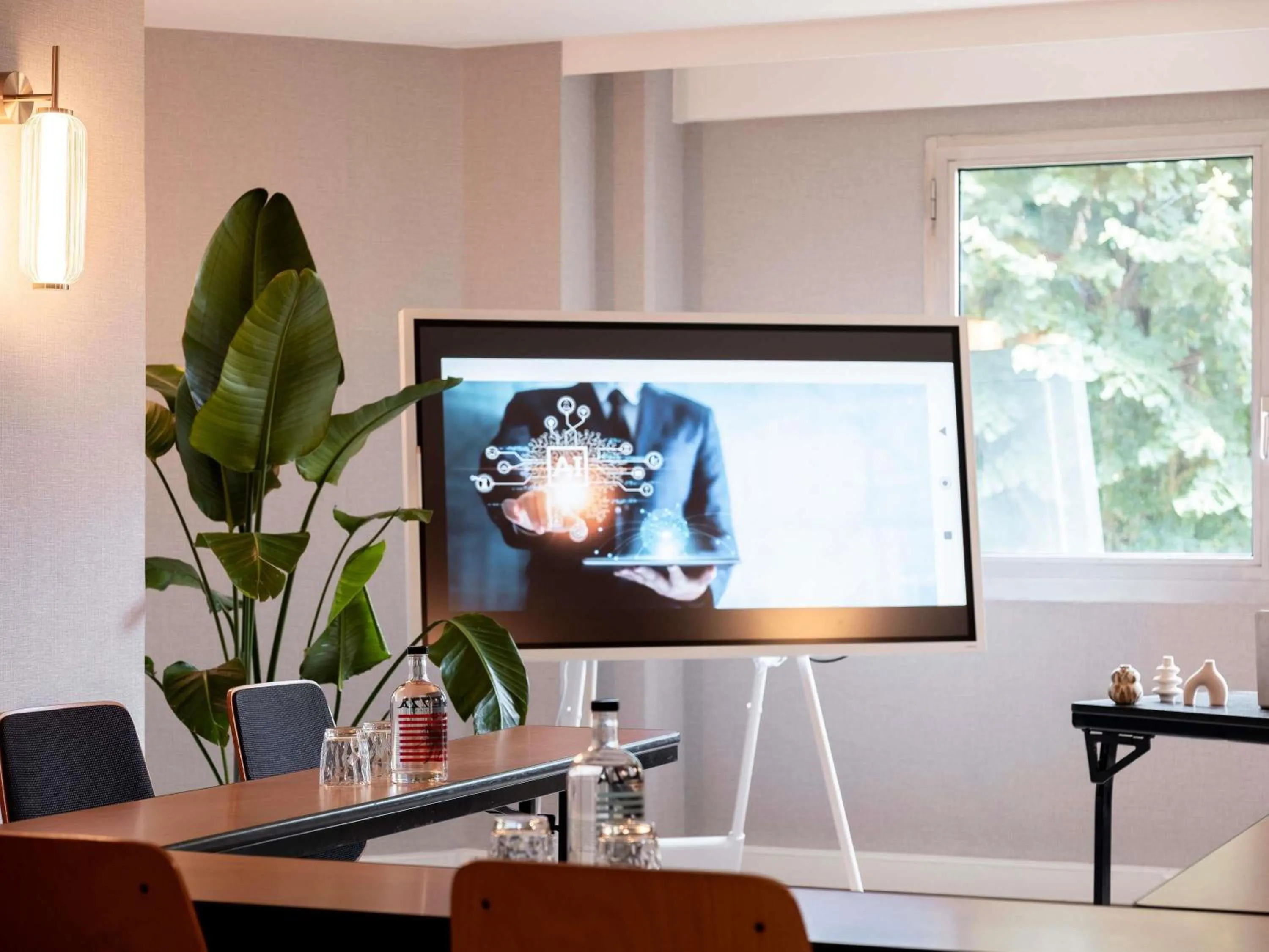 Meeting/conference room in Mercure Rouen Centre Champ de Mars