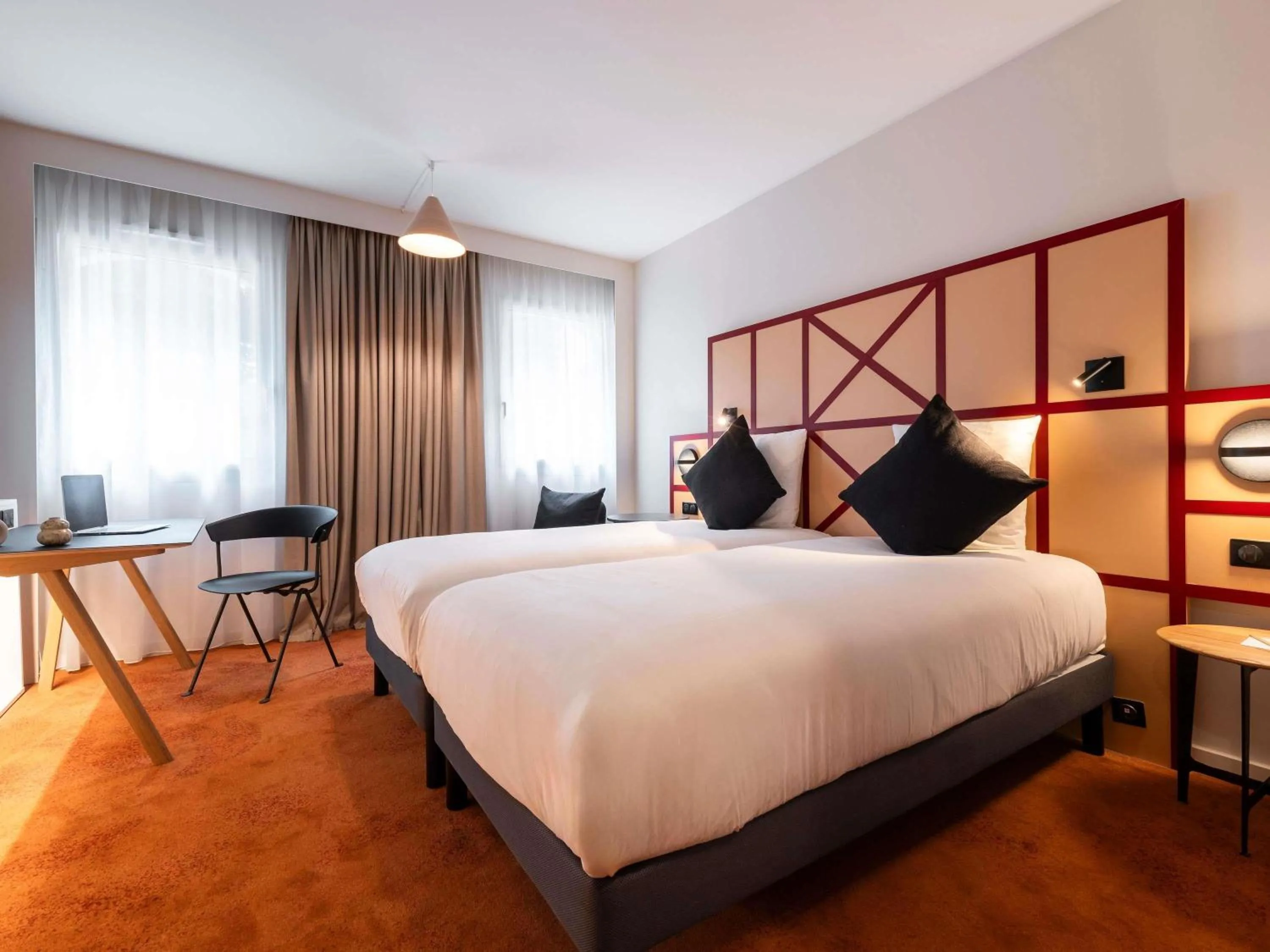 Bedroom, Bed in Mercure Rouen Centre Champ de Mars